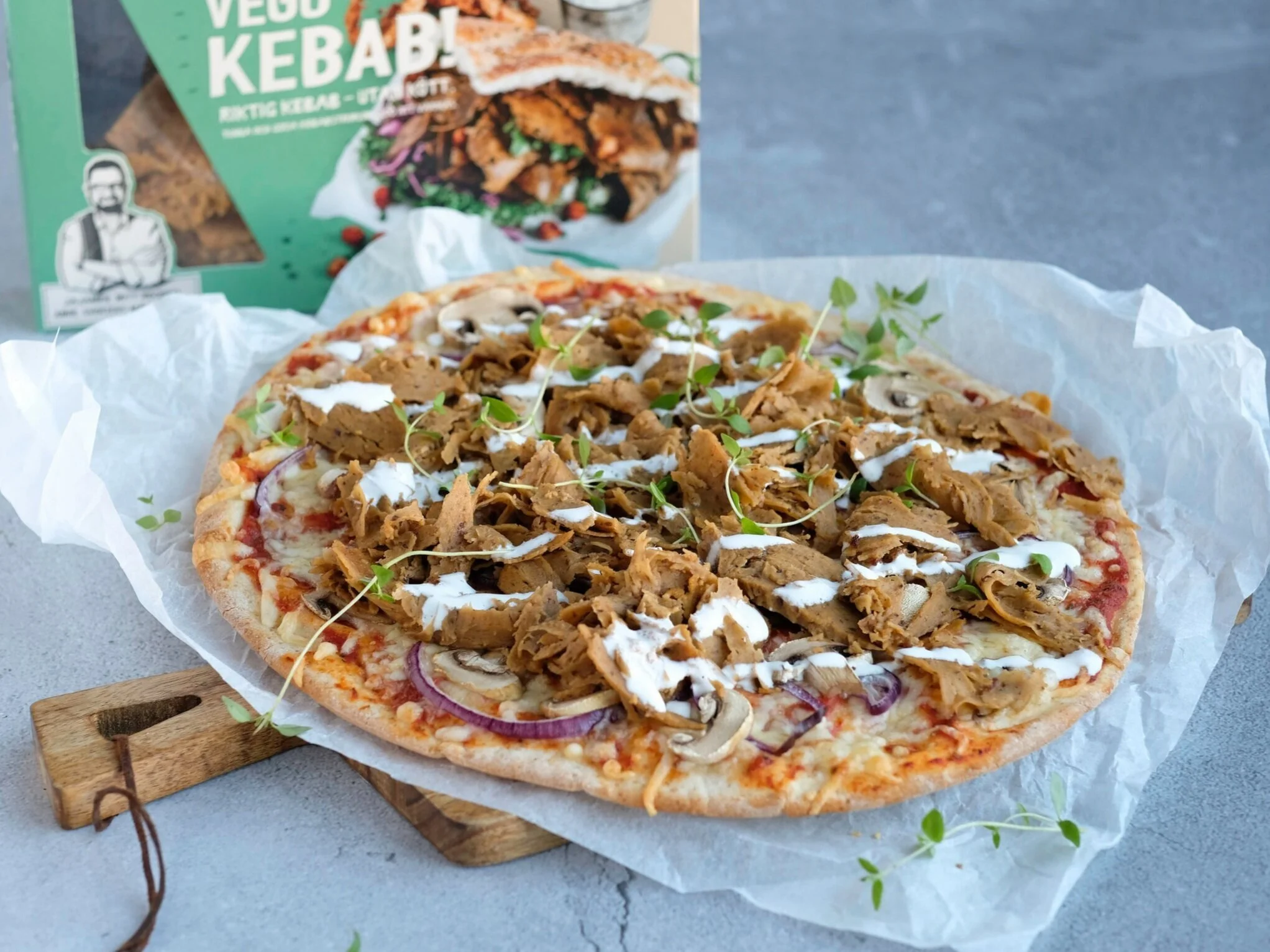 Vegetarisk_kebabpizza_med_champinjoner_Schysst_ka%25CC%2588k_Recept.jpg