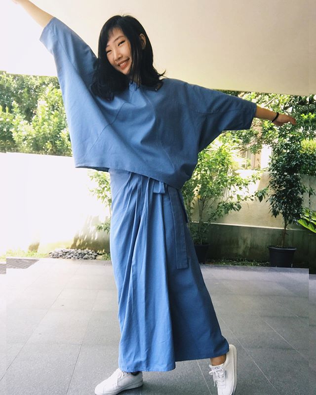 @nnurudinn&rsquo;s mum put me in scgs blue this year 🤓 thank you for your kindness and generosity every year (and all the time) @noorashekinabd 🙏🏽&hearts;️ selamat hari raya everybody!!!