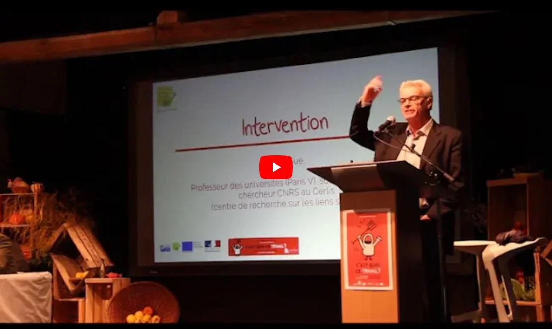 Le travail est purement politique