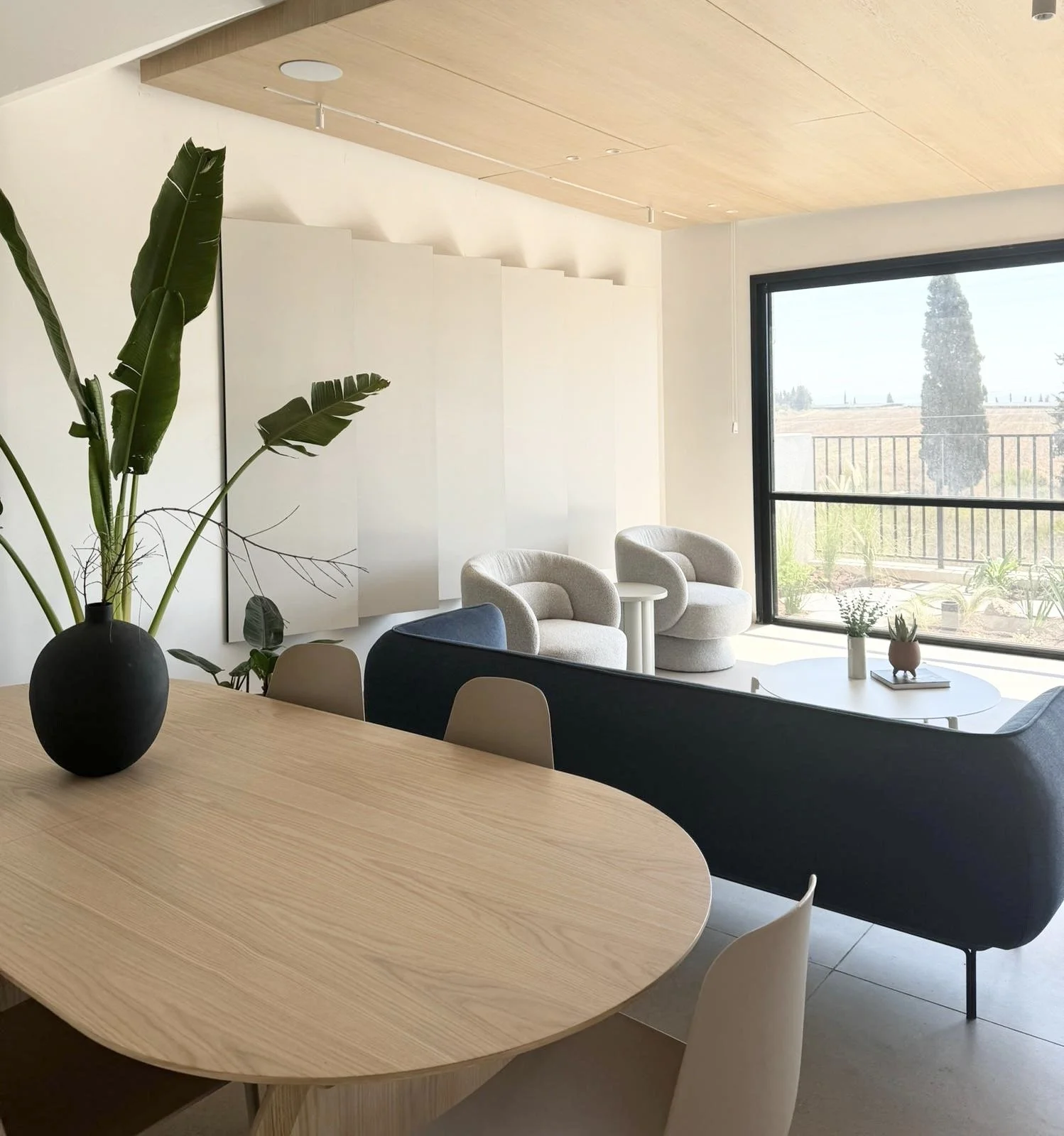 6d80a8b1-eaf9-45cd-b7e2-649ffa7aa7cd 2.jpg