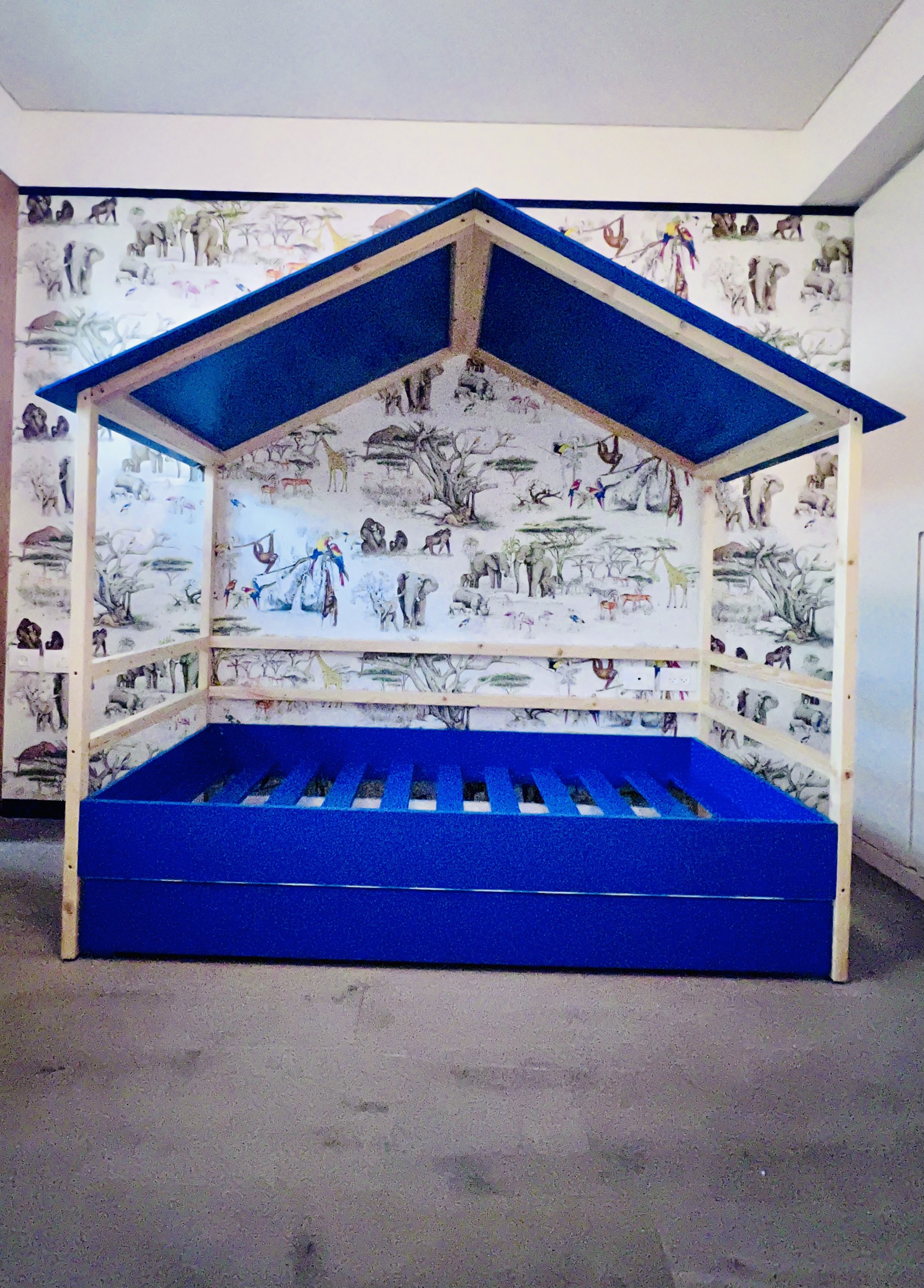 CHALETbed.jpeg