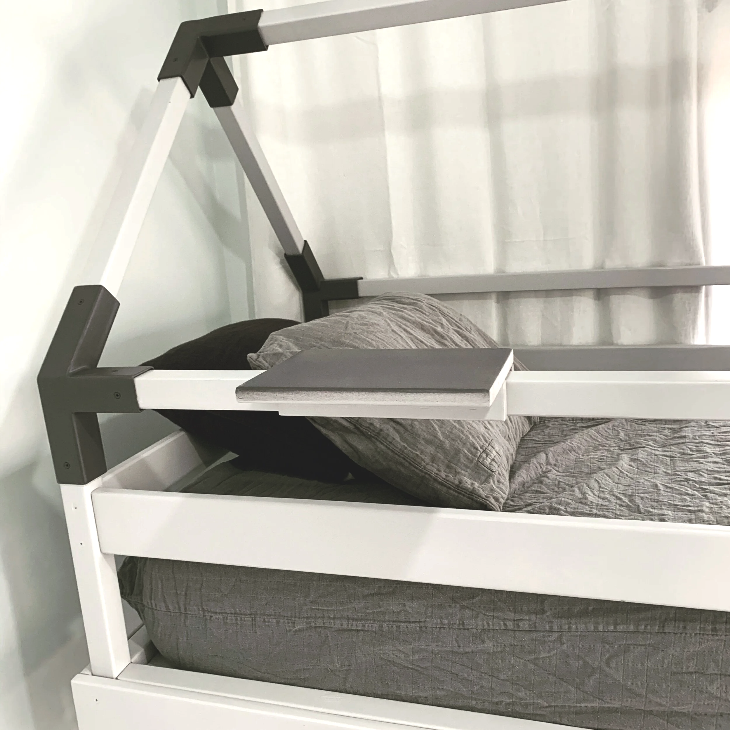 88459E39-B574-4754-9E80-8160A914760B