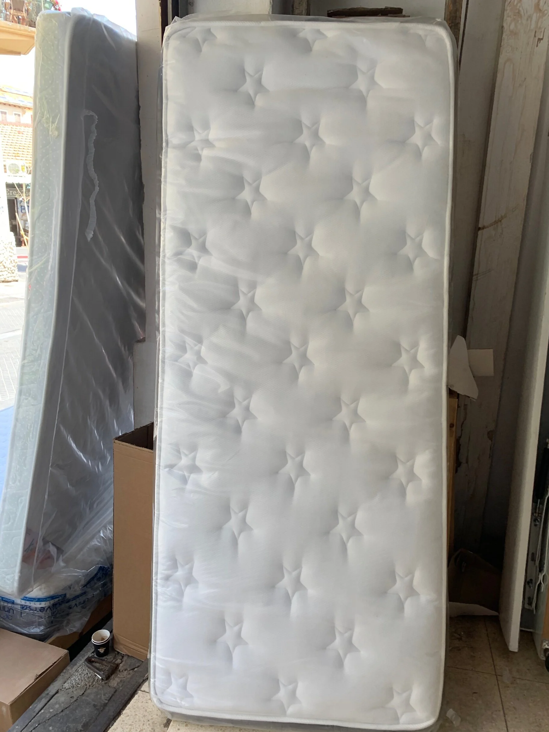 E8E40807-FC85-43AB-AB23-DA5C5E298D45