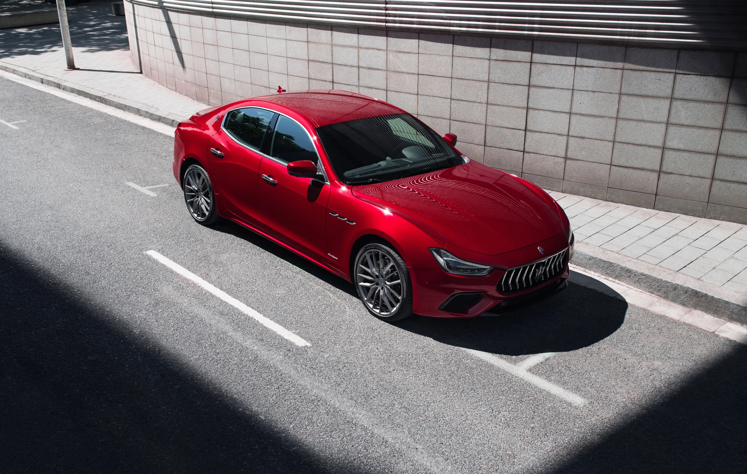 Large-14800-MaseratiGhibliSQ4MY19GranSport.jpg