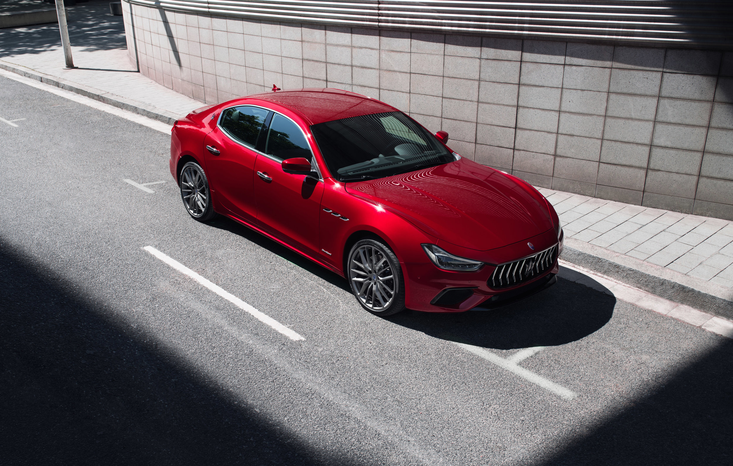 Large-14800-MaseratiGhibliSQ4MY19GranSport.jpg