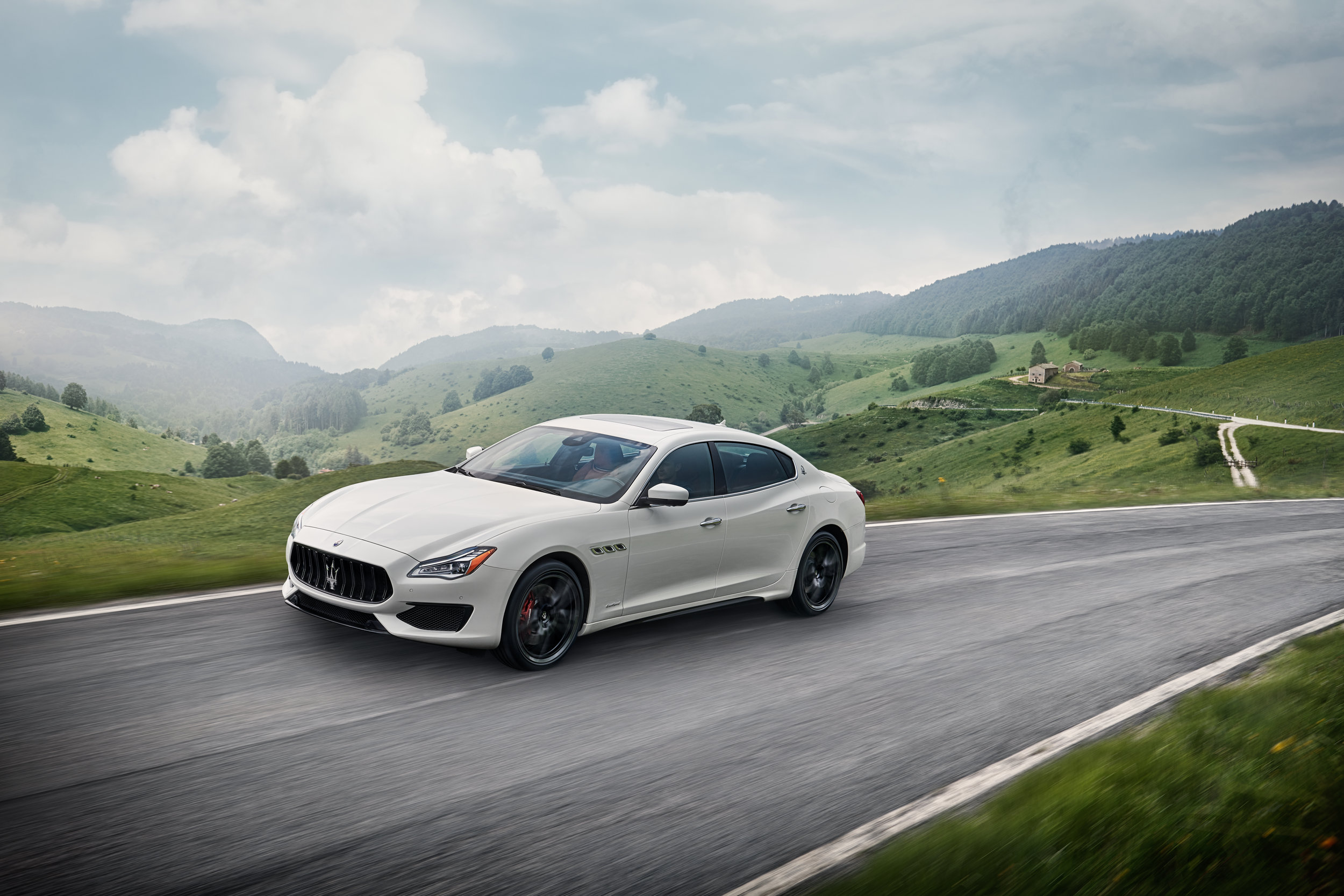 Large-14894-MaseratiQuattroporteGTSMY19GranSport.jpg