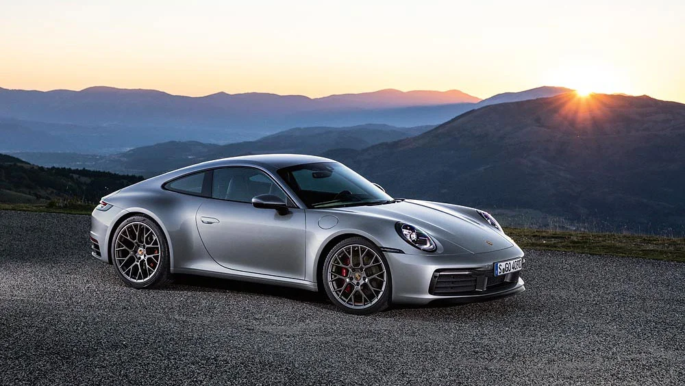 143547_911_carrera_4s_992_2018_porsche_ag.jpg