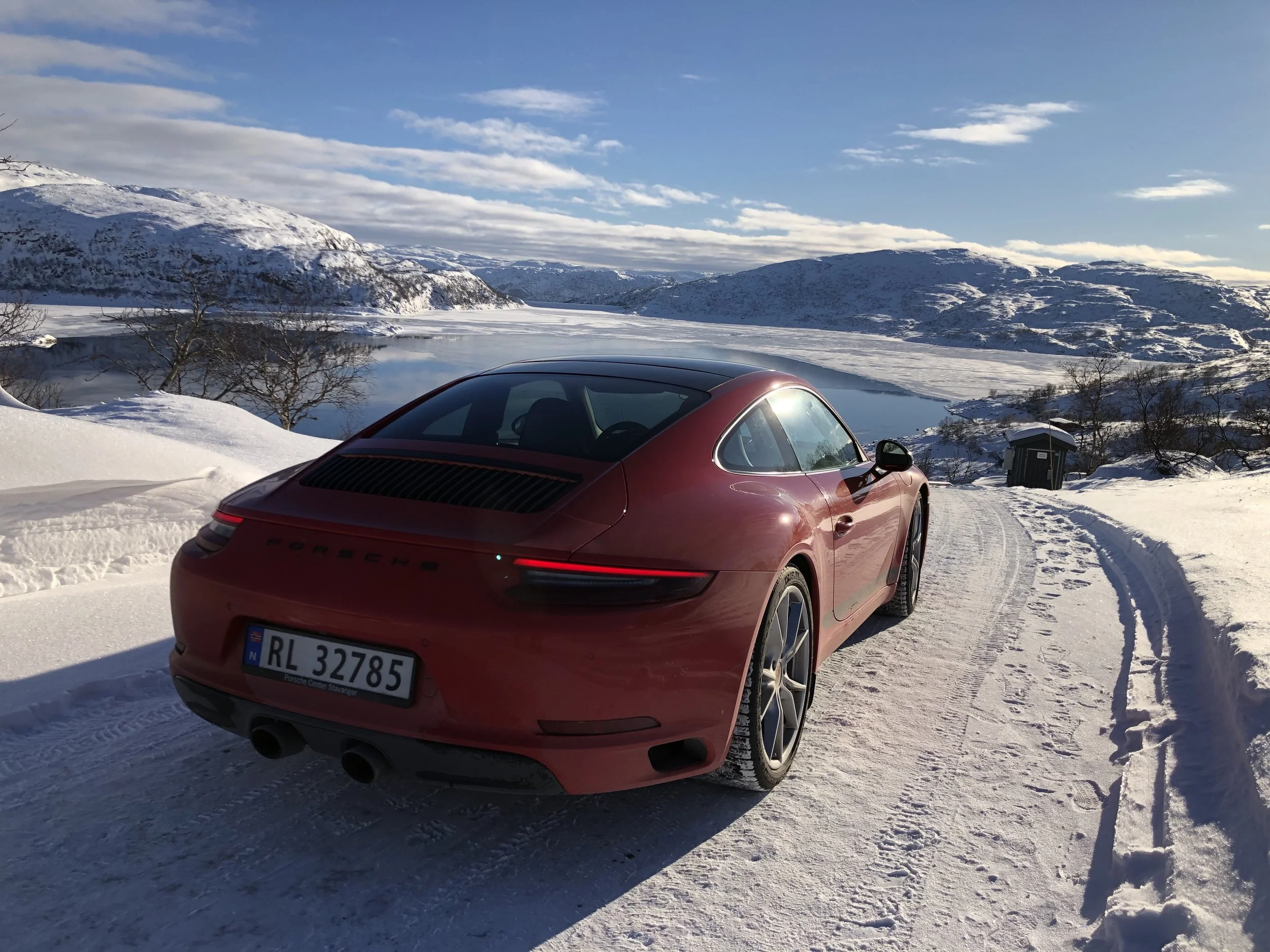 Amazing nature - amazing car!