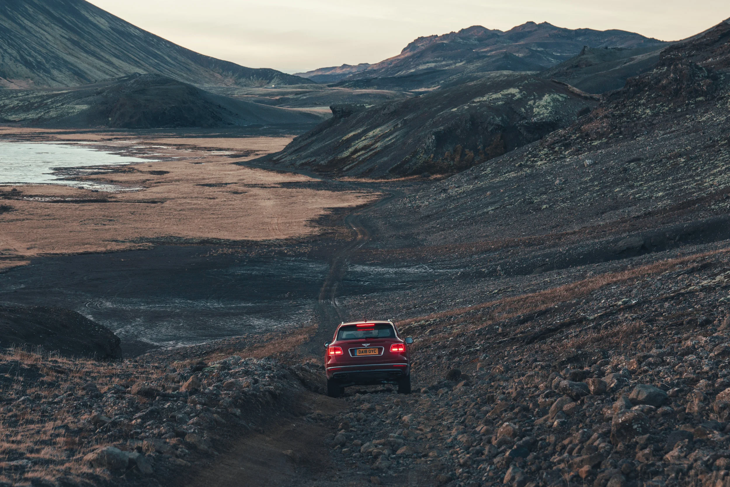 RP - Bentayga Iceland-40.jpg