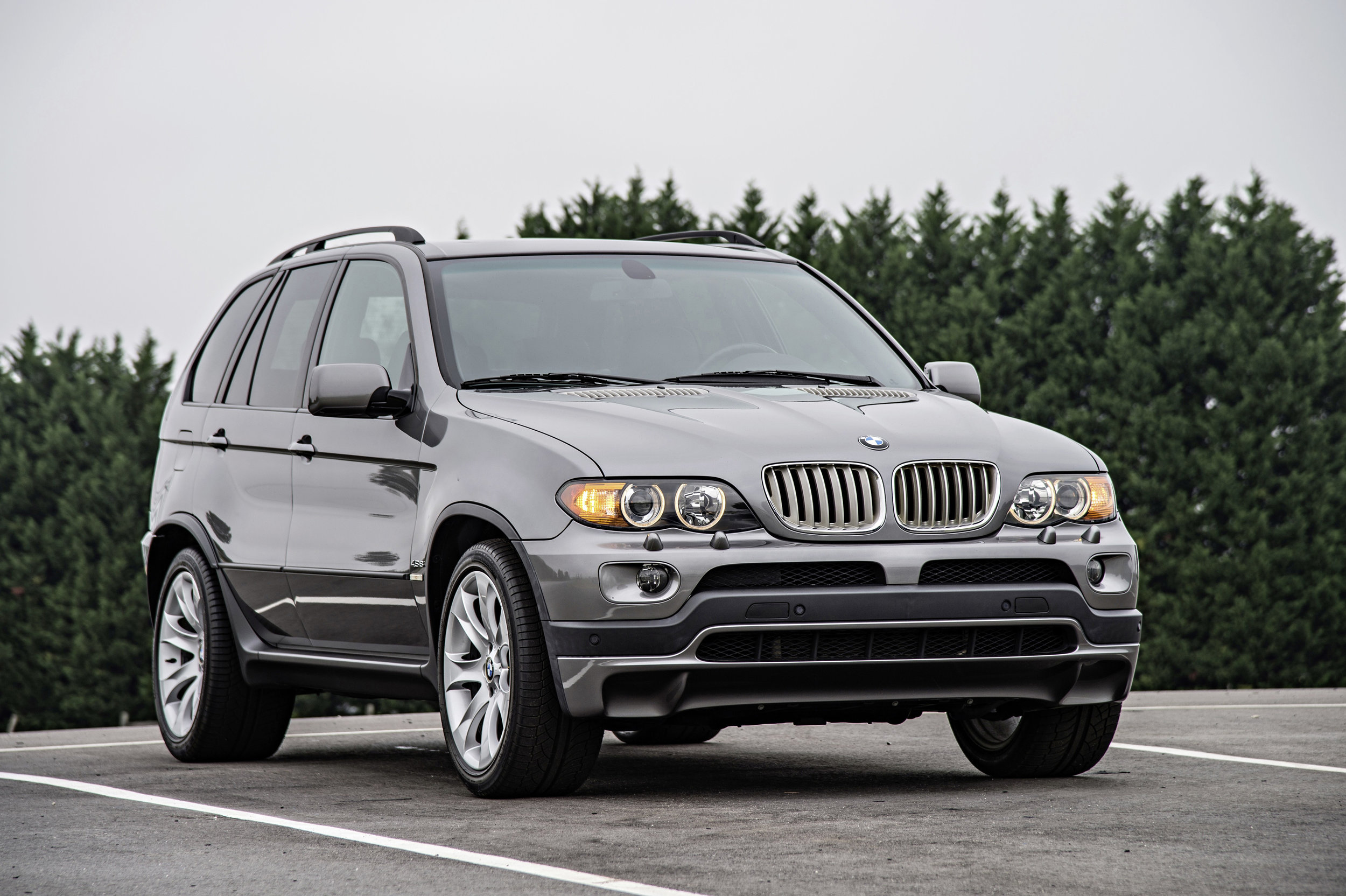 P90166349_highRes_15-years-bmw-x-model.jpg