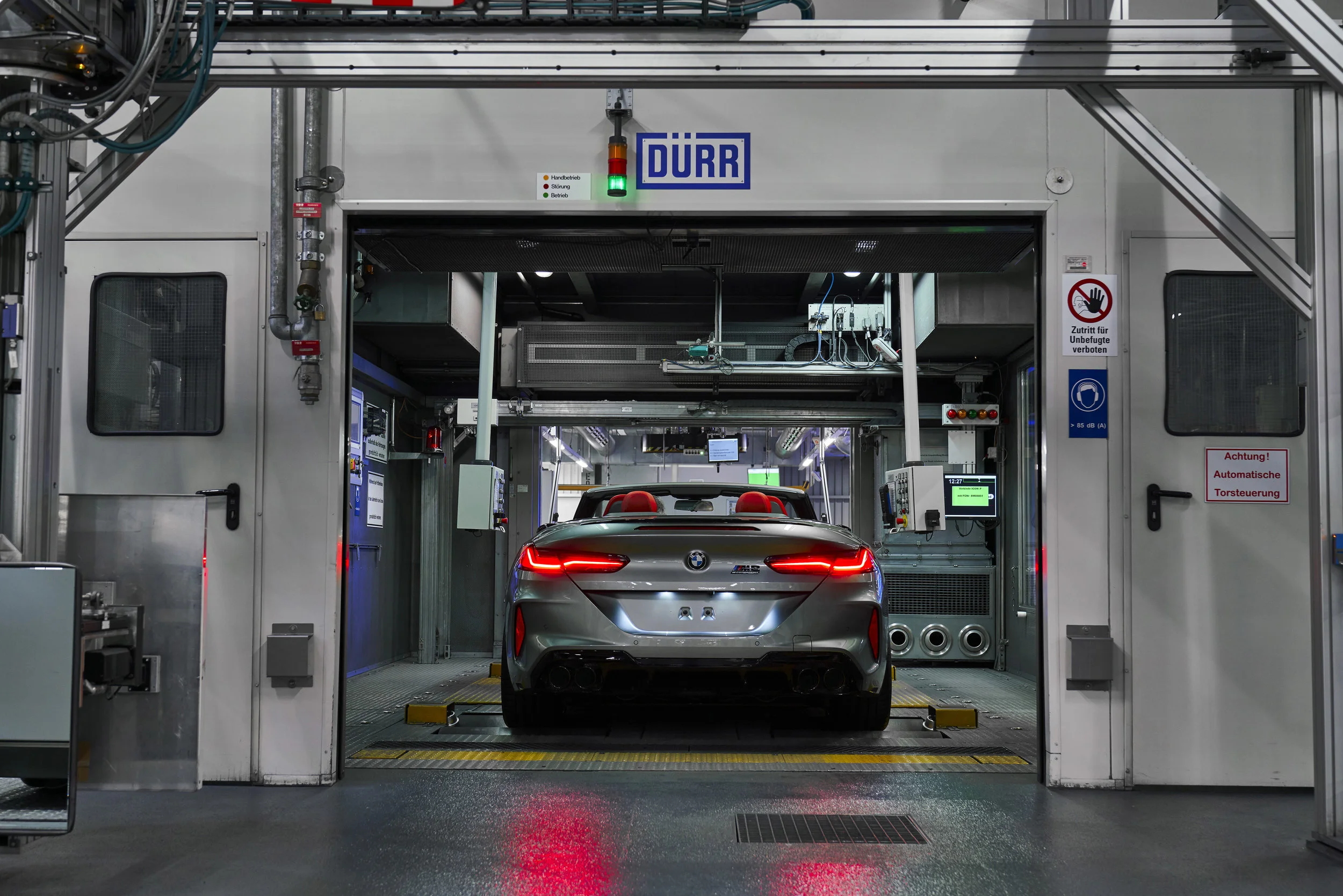 P90357016_highRes_the-new-bmw-m8-compe.jpg