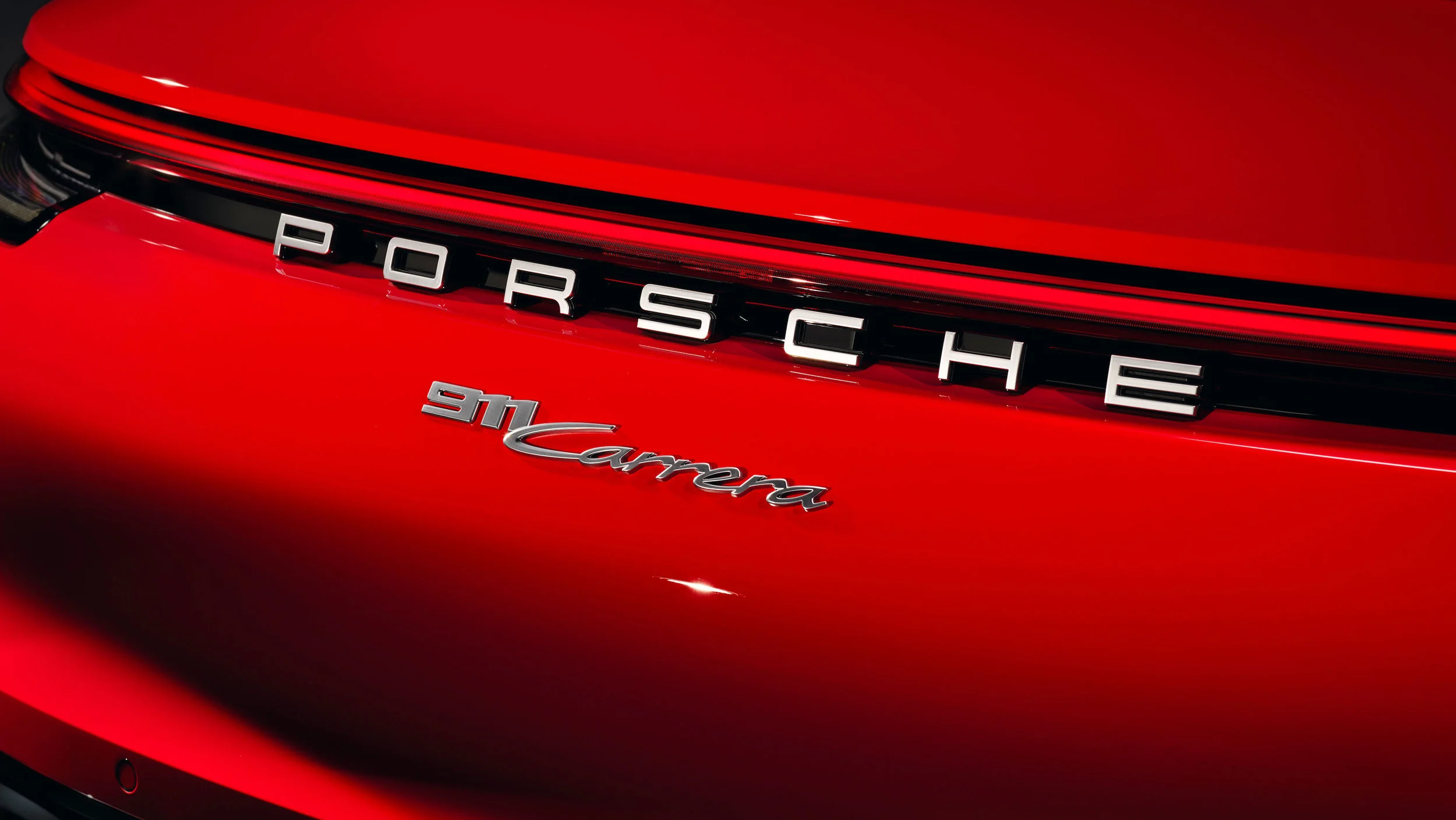 457767_911_carrera_2019_porsche_ag.jpg