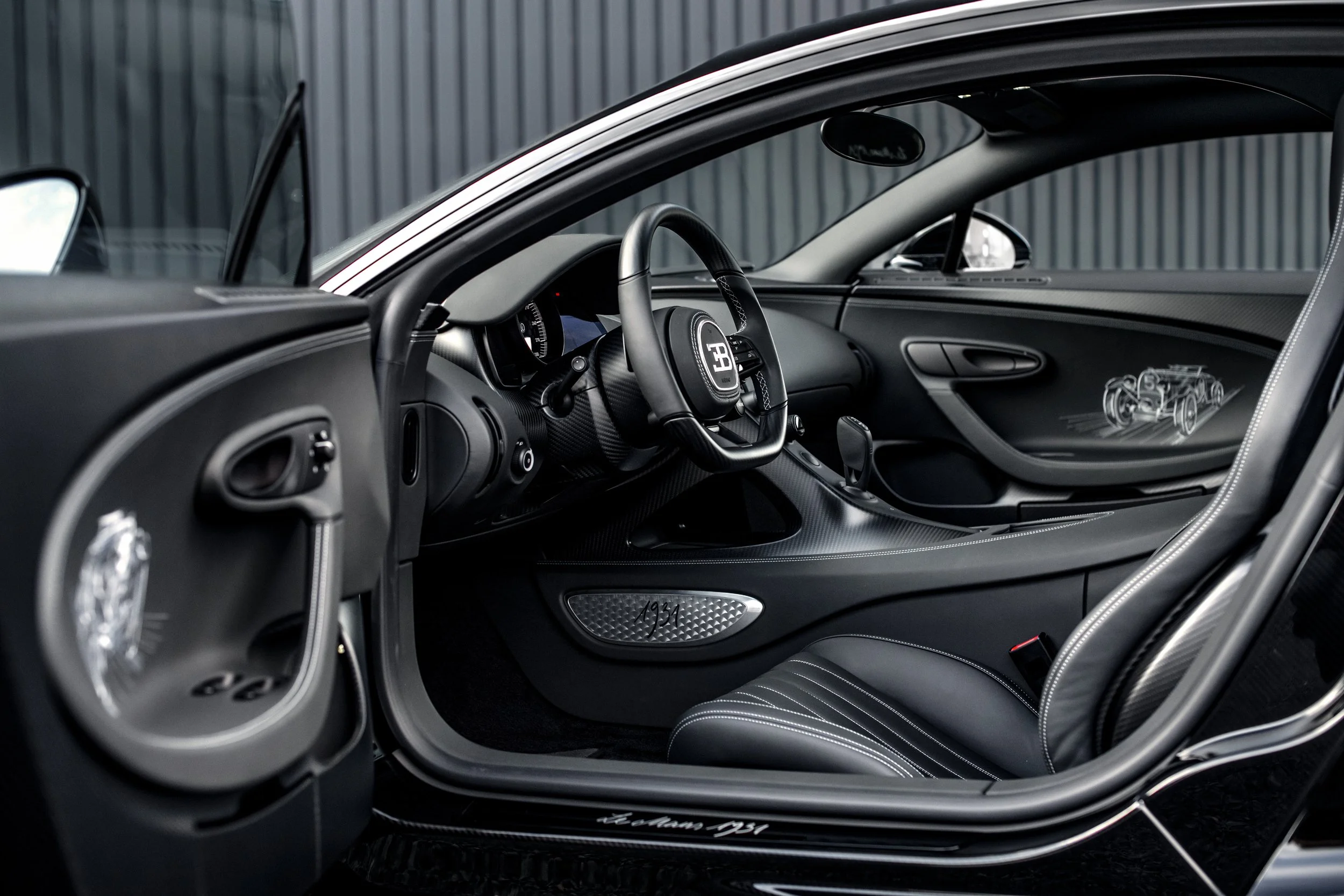 11 BUGATTI Hommage T50S.jpg