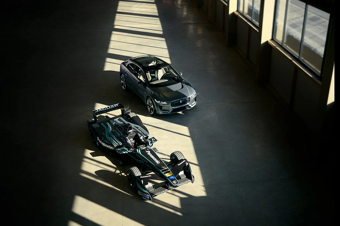 The_Bunker_I-Pace_003_LR.jpg
