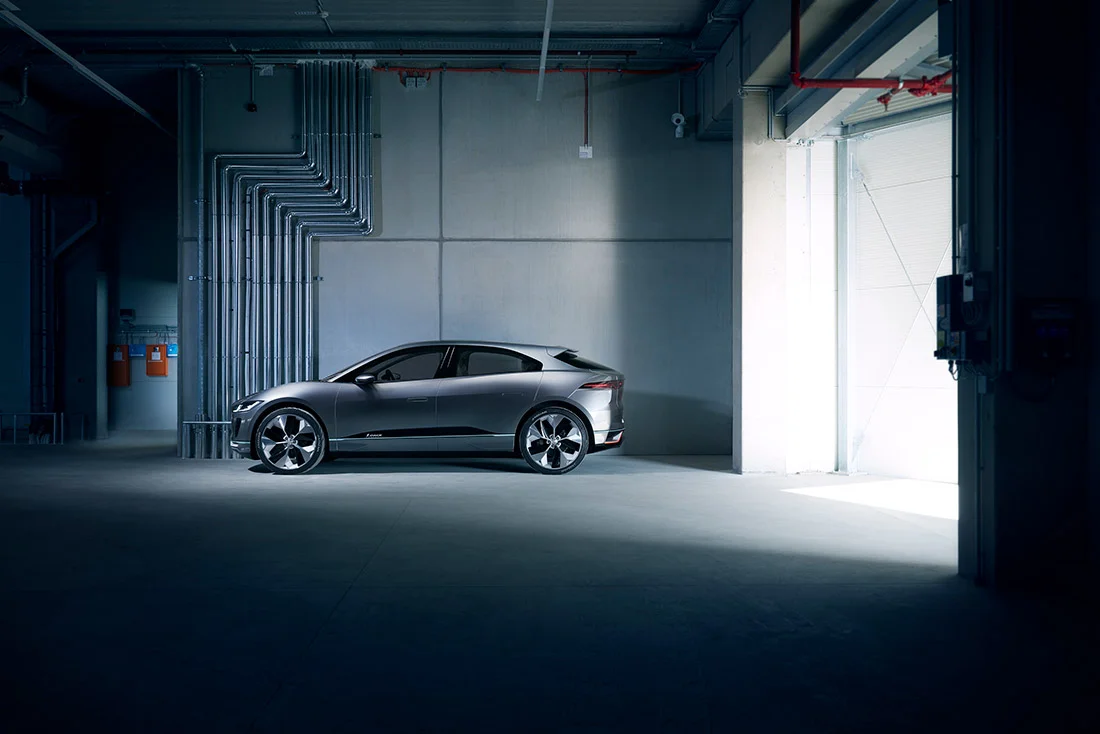 The_Bunker_I-Pace_004_LR.jpg