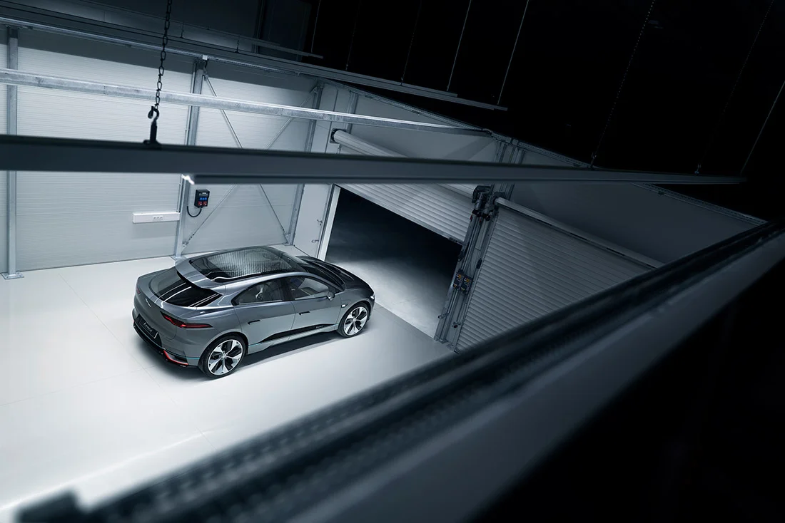The_Bunker_I-Pace_008_LR.jpg