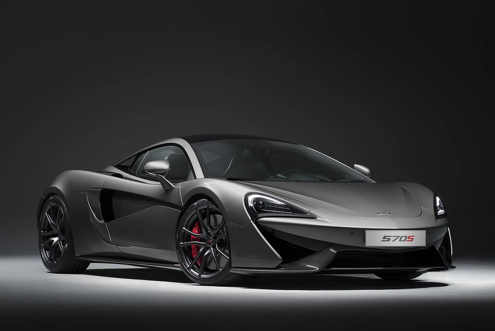 570s_Shot_08_Track_F34.jpg