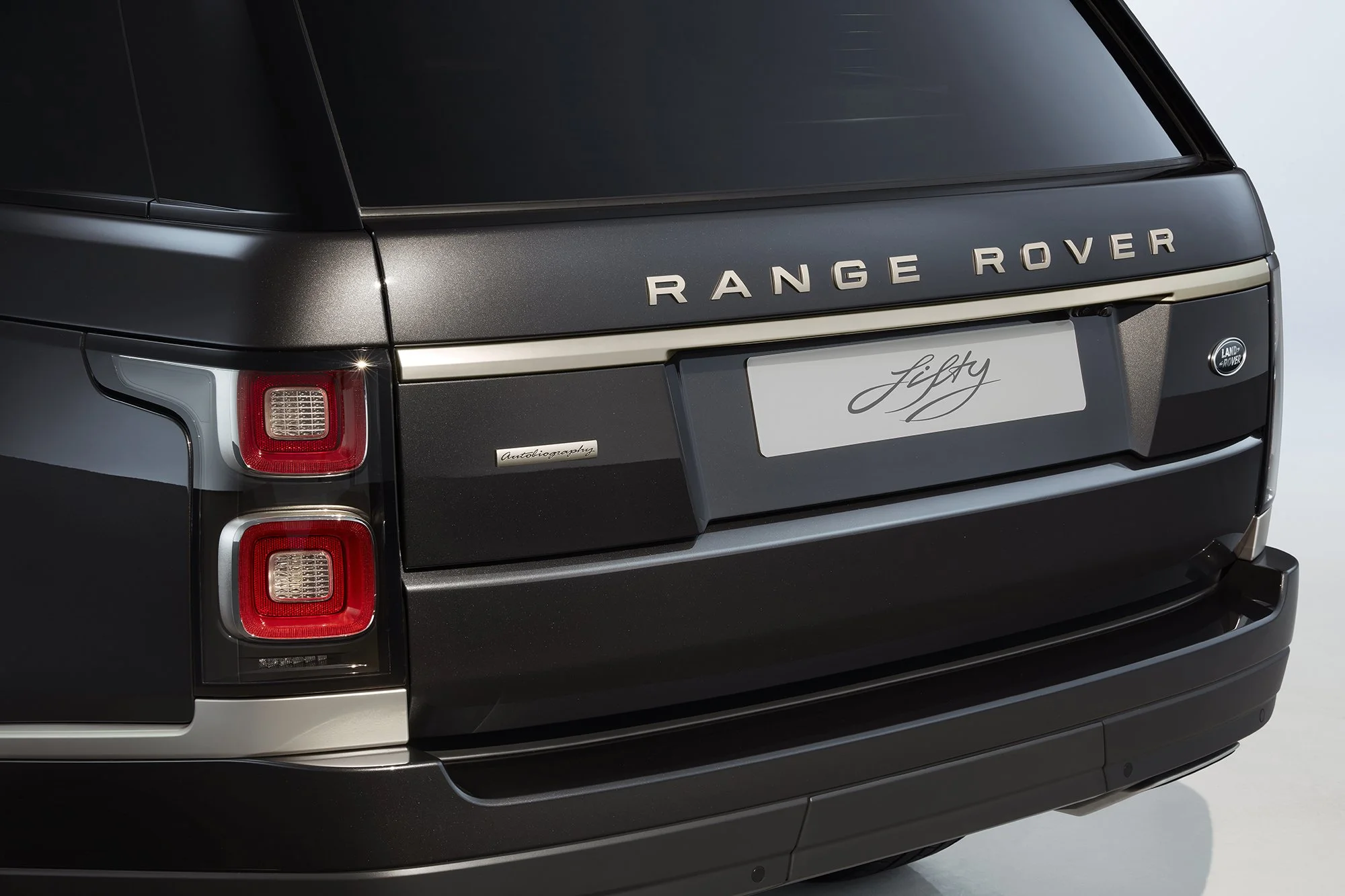 Bunker_Range_Rover_50th_002.jpg