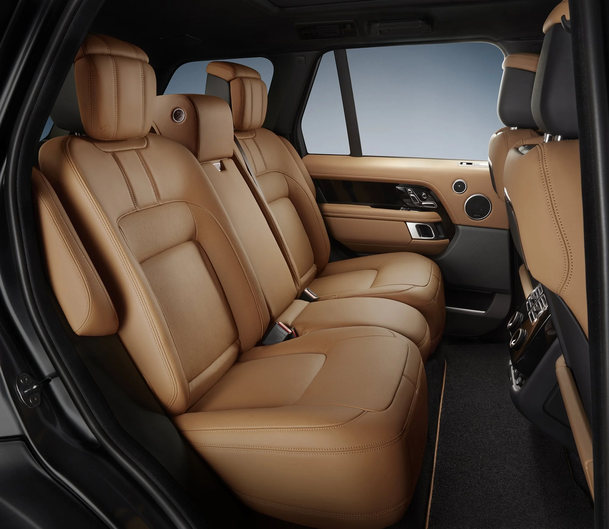 Bunker_Range_Rover_50th_005.jpg