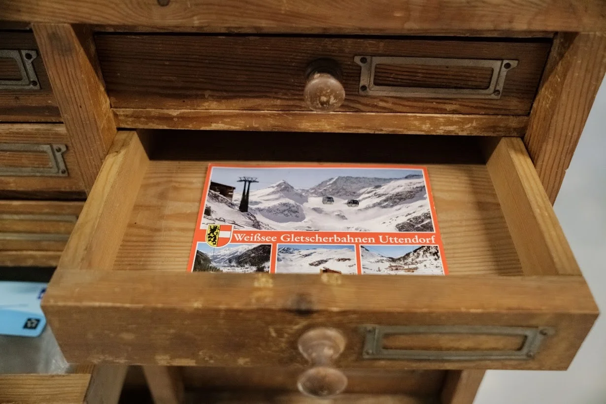 Postcard from a ski resort, 1989
