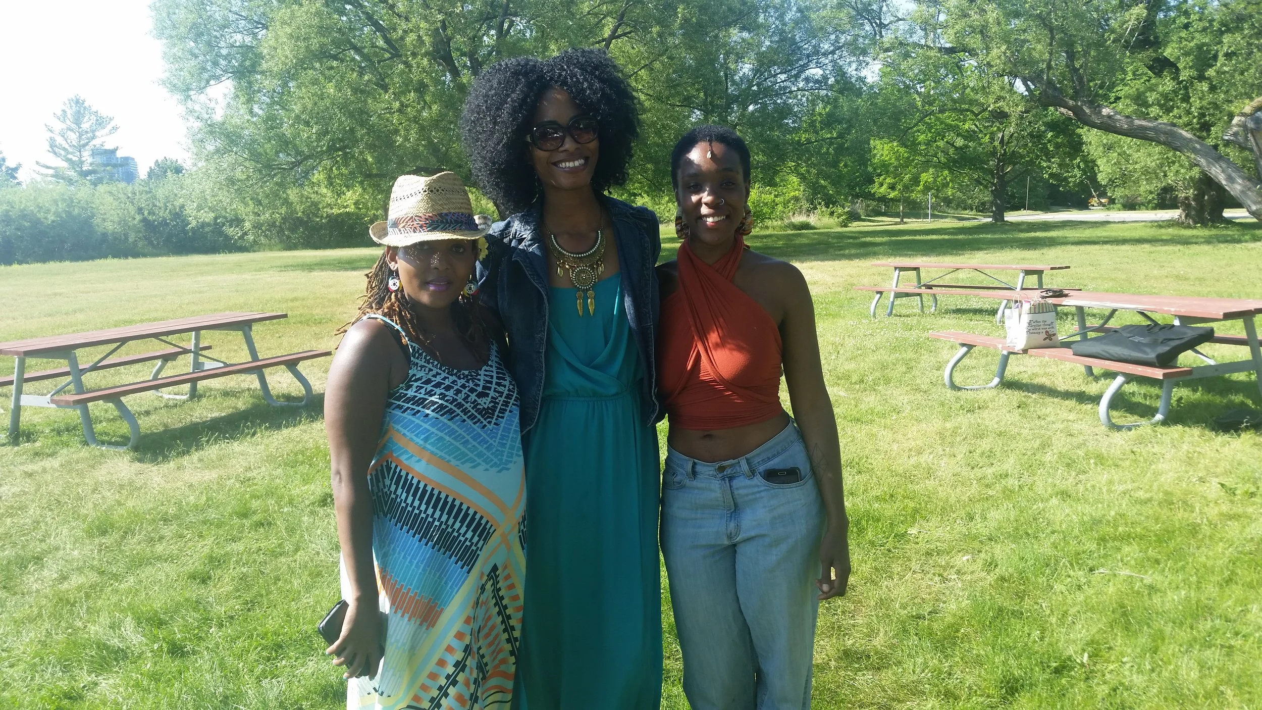 FreeTress Water Wave (with some of the fabulous crew from Women's Health In Women's Hands Community Health Centre!)