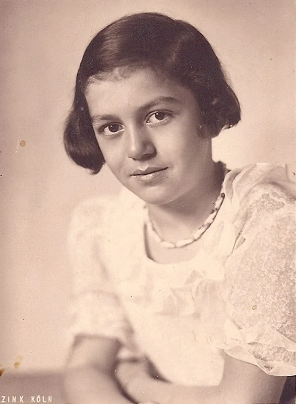 Hannelore Wolf, ca. 1937