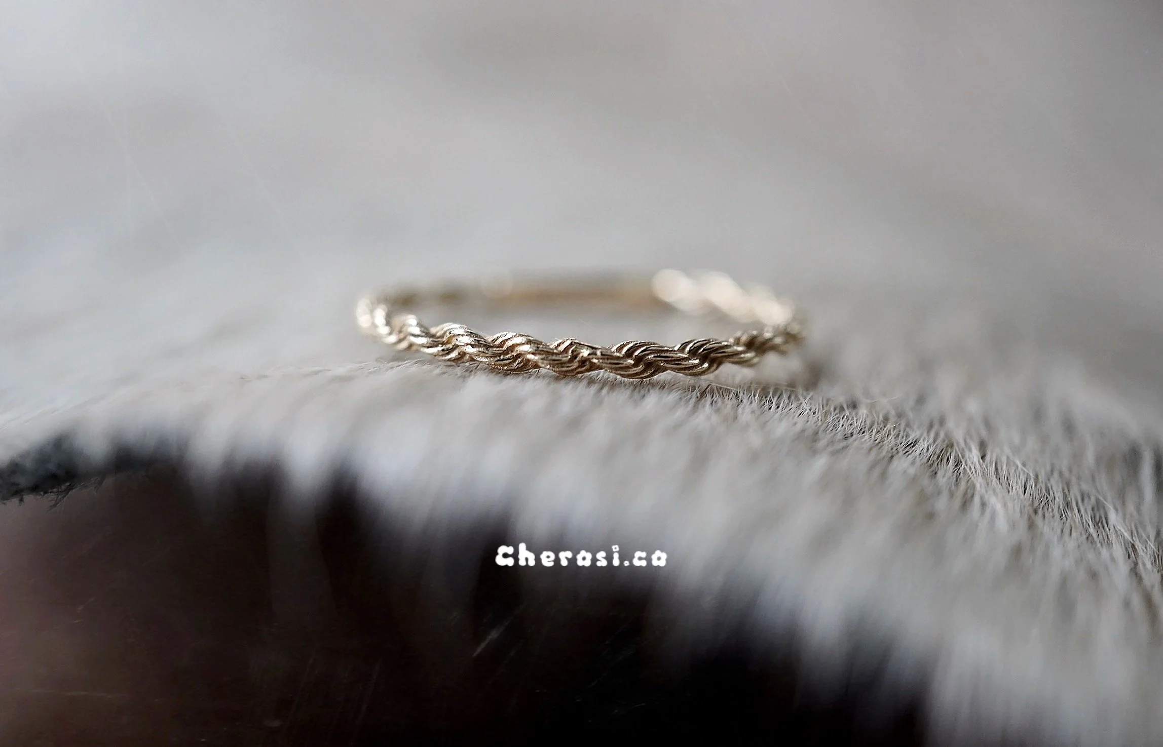 Golden Thoughts: Why villains tend to perceive themselves as victims