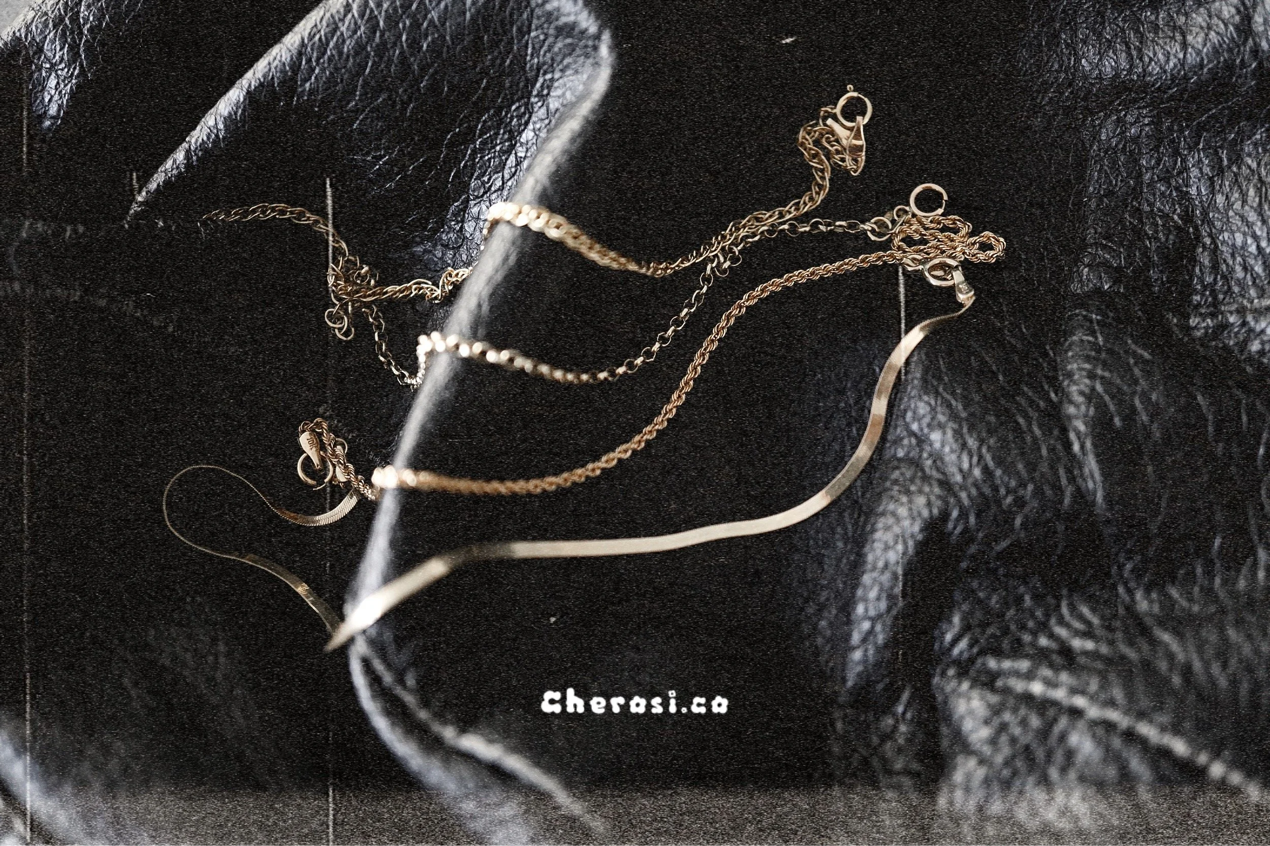 Golden Thoughts: It's not my head that broken, it's my heart!