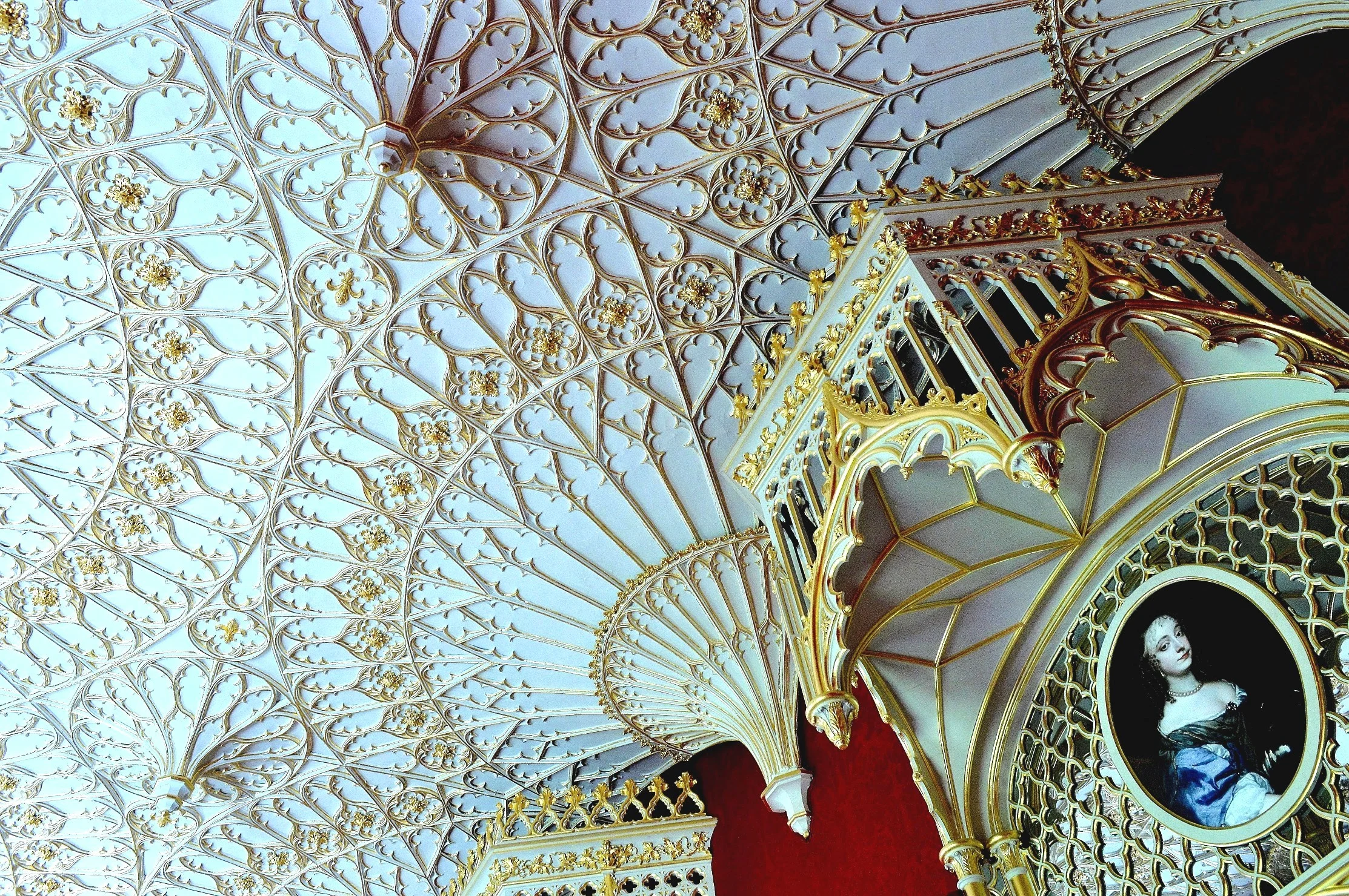 strawberry-hill-house-ceiling-1.jpg