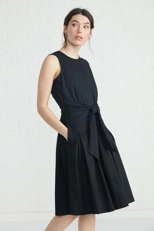 5 Easy Pieces For The Dog Days Of Summer