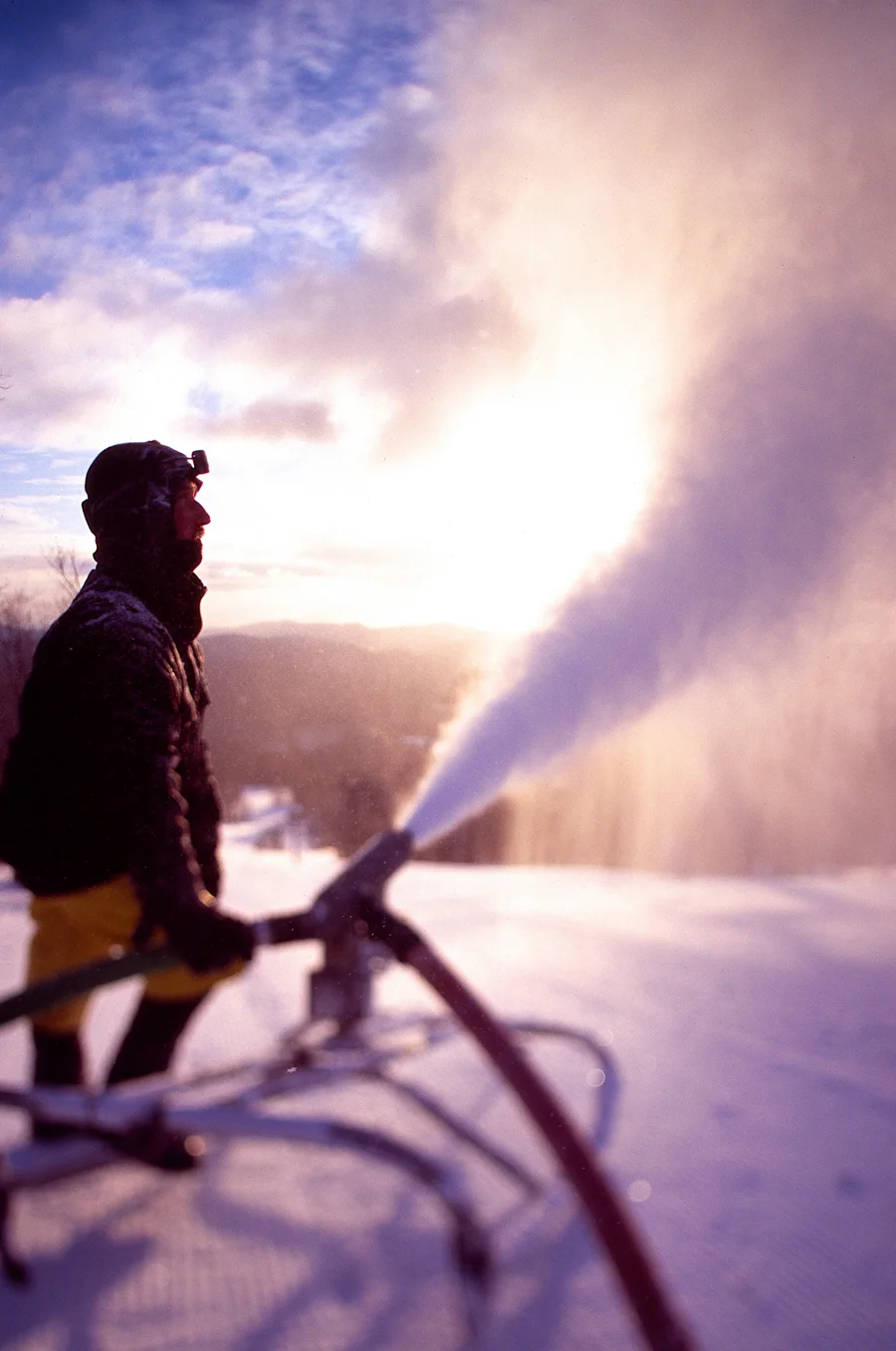 26_snowmaker2.jpg