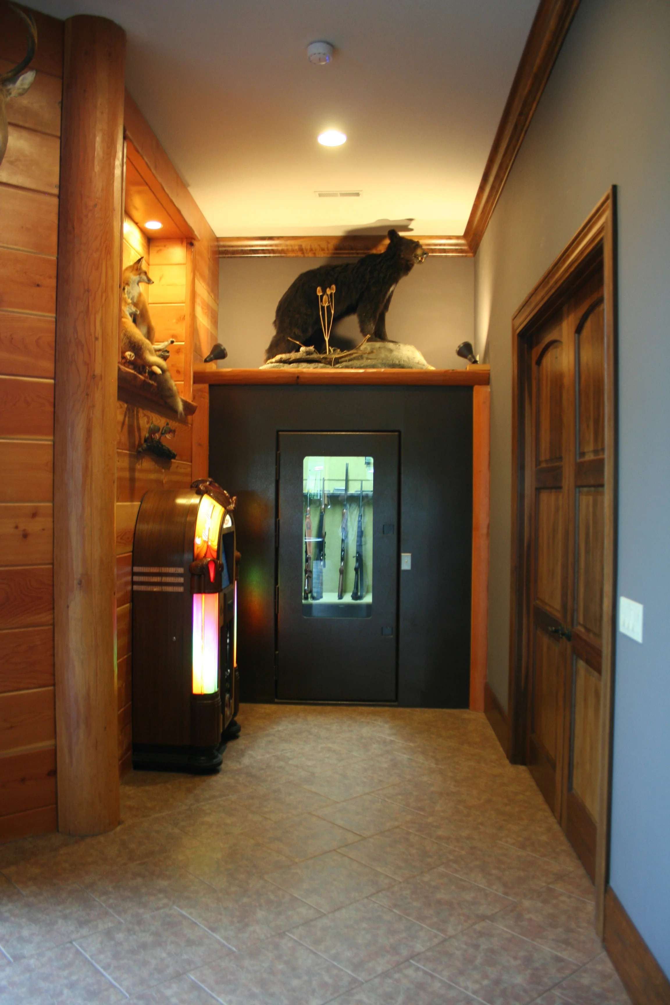 a gun cabinet.JPG