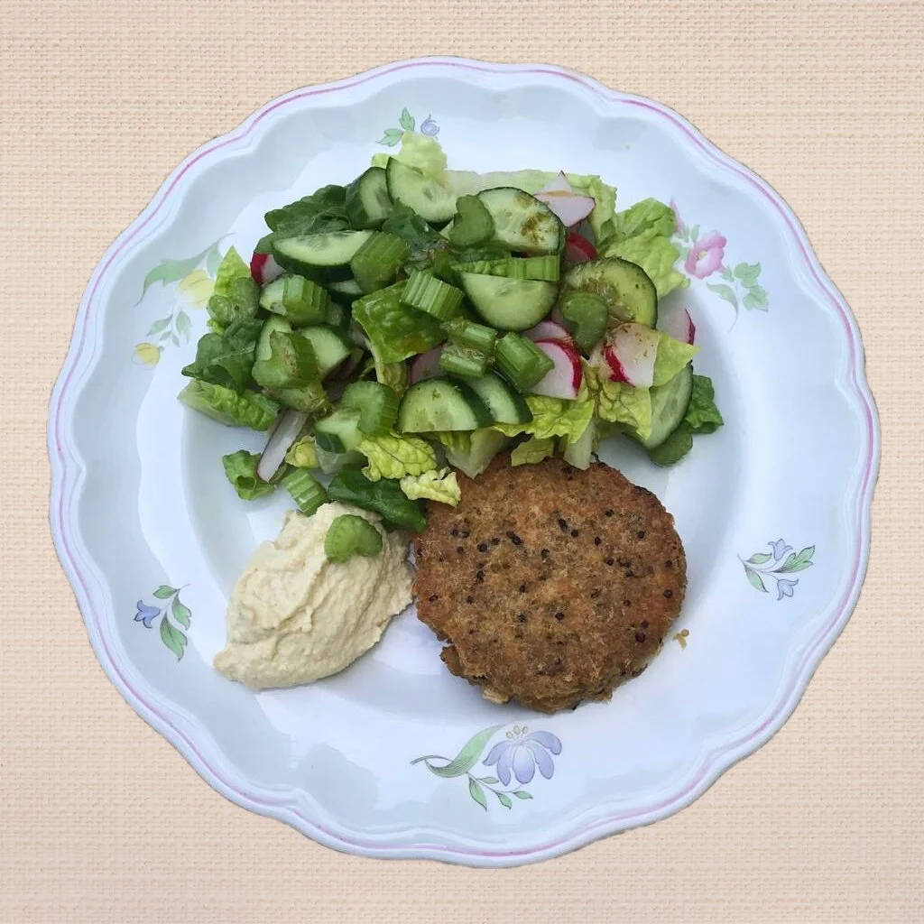 Salmon &amp; Quinoa Burgers