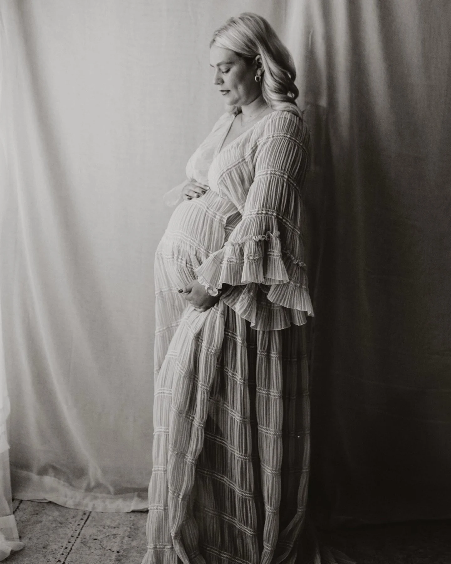 this mama in bloom 🌿 wearing pieces from the studio wardrobe&hellip; just effortlessly beautiful in every way.

I&rsquo;ve been a little quiet on here lately, and truthfully it&rsquo;s because my days have been so full &mdash; full of your gorgeous 