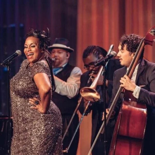 Postmodern Jukebox.jpg