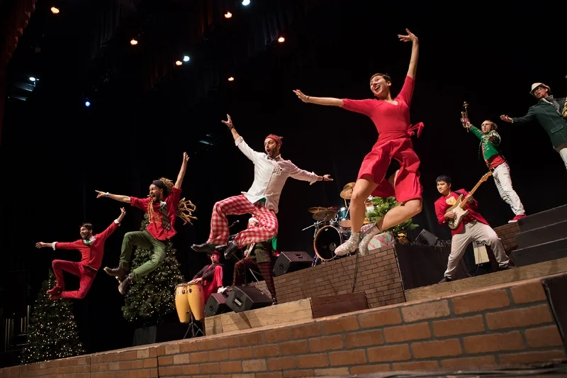 rhythmic_circus_xmas_16__105_web.jpg