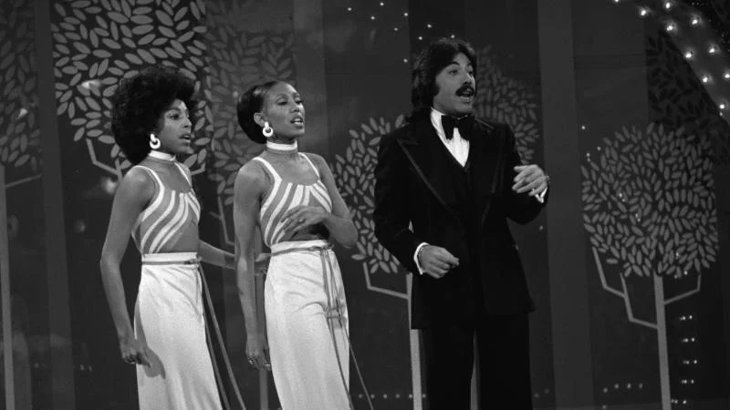 Tony Orlando.jpg
