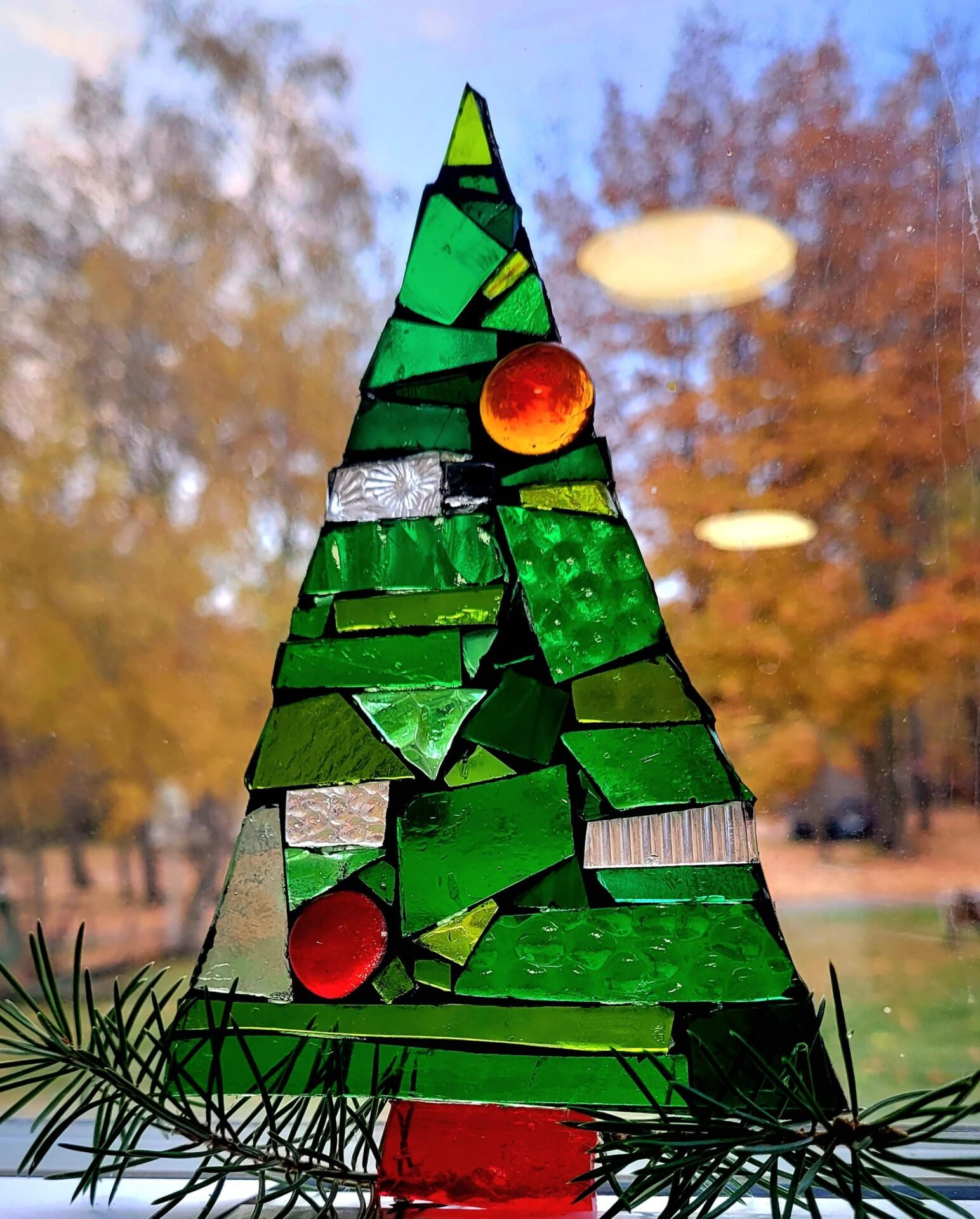 WORKSHOP: Glass-on-Glass Mosaic Trees Workshop @ Holmes Art Cellar, Detroit Lakes