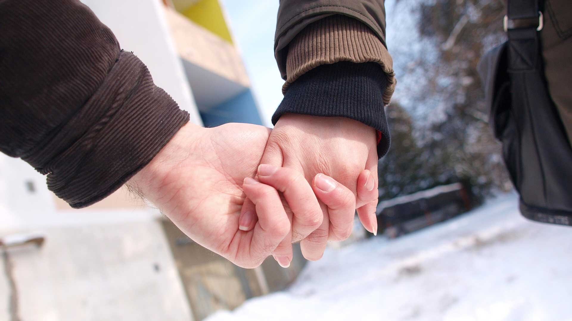 Christian-Teenagers-Beware--Cold-Weather-Not-an-Excuse-to-Hold-Hands.jpg
