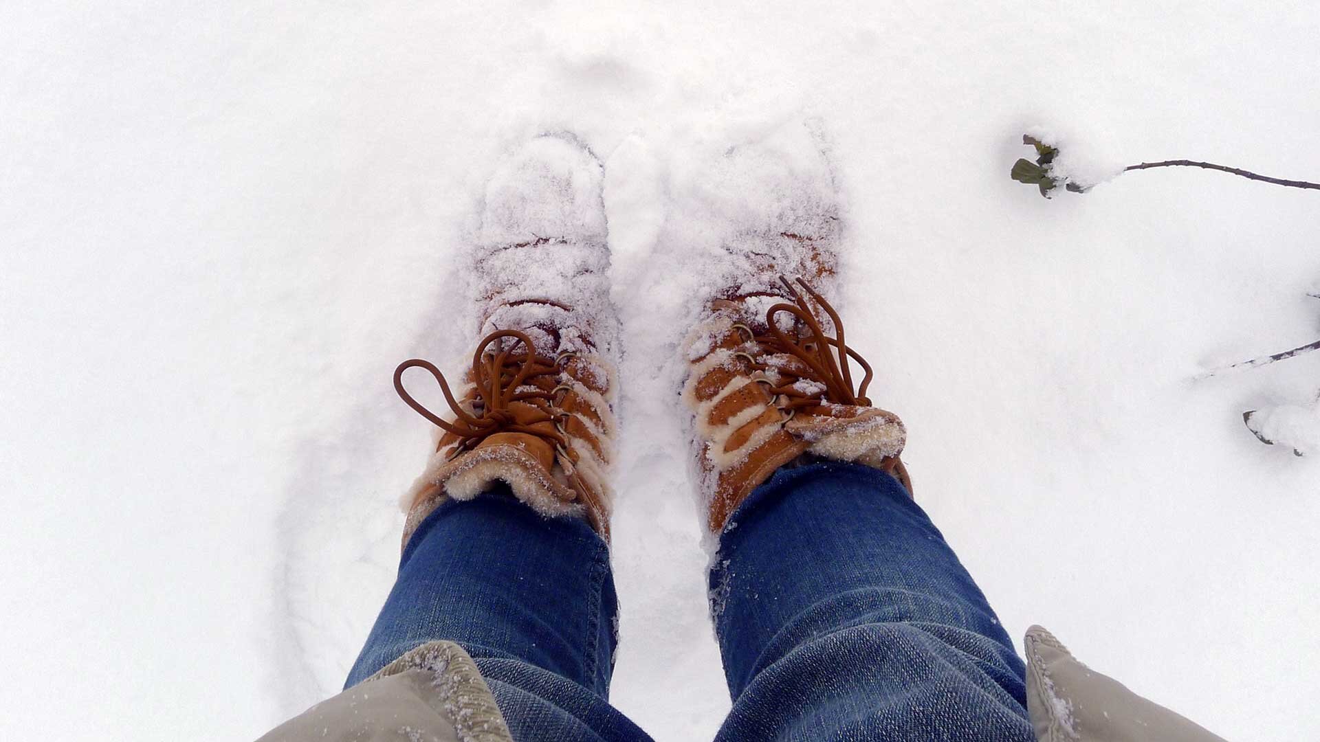 Minnesota-Transplant-Pretty-Sure-Uggs-Will-Be-Fine-During-First-Snowstorm.jpg