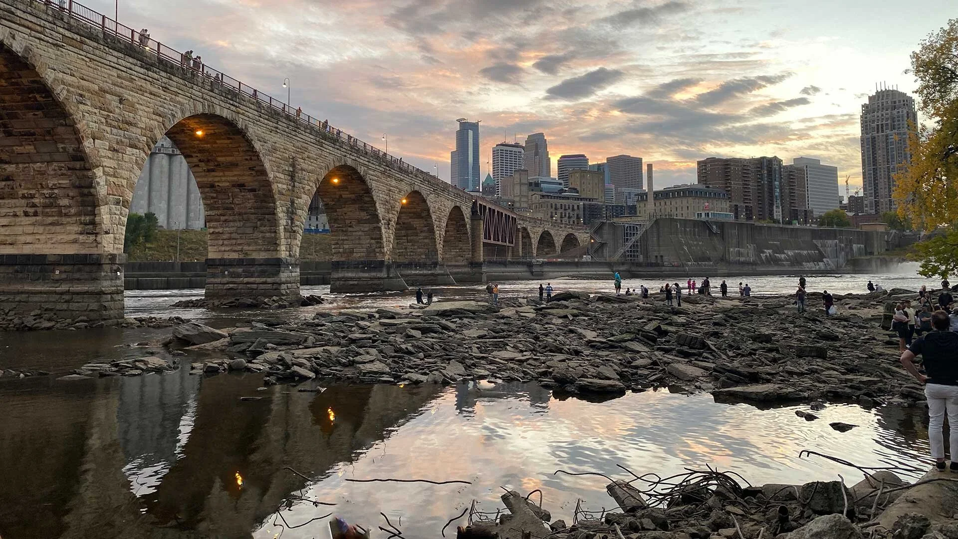 Fewer-Bodies-Than-Expected-Found-During-the-Mississippi-River-Drawdown.jpg