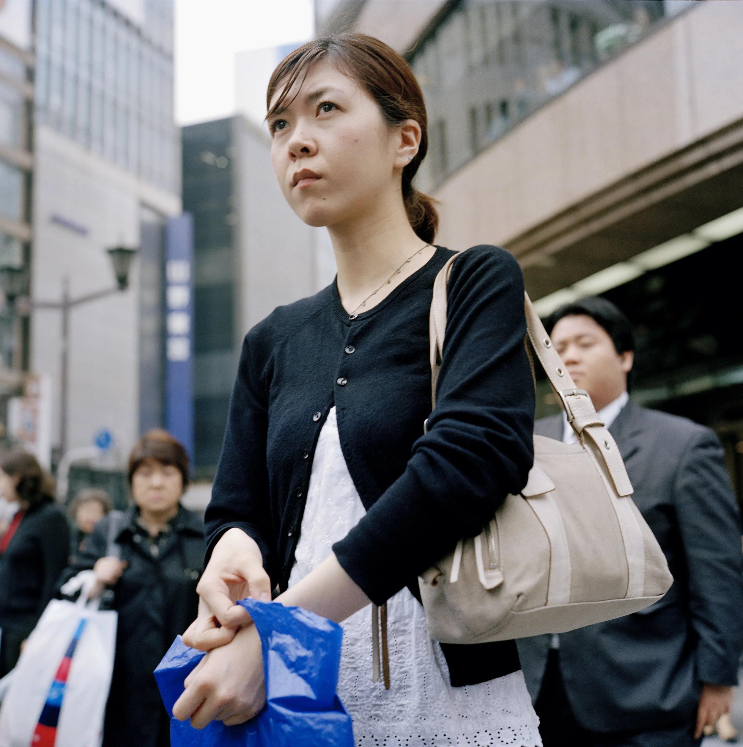 YngWomShoulderBag.jpg