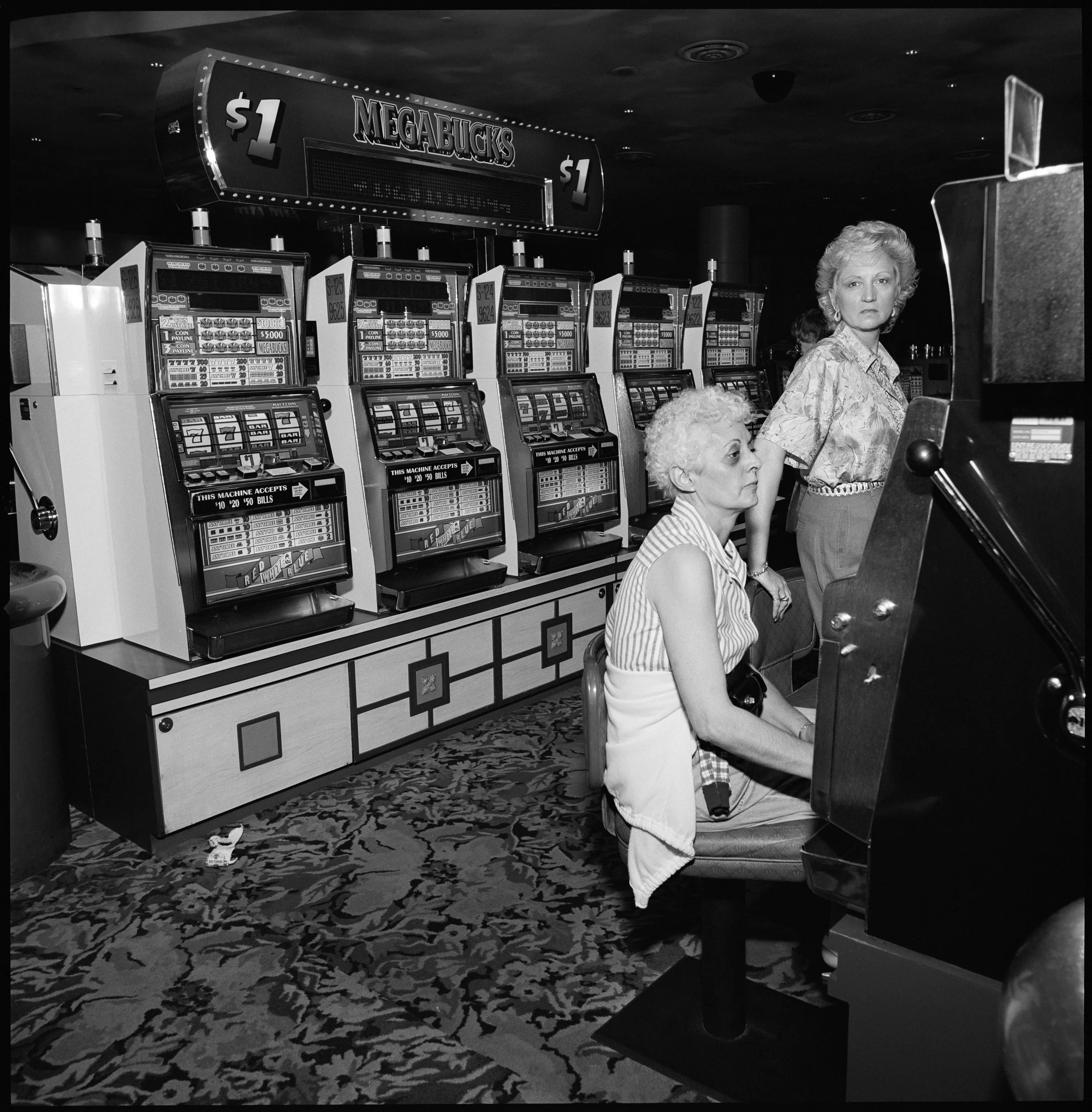 Two-women-at-slots-Master-2.jpg