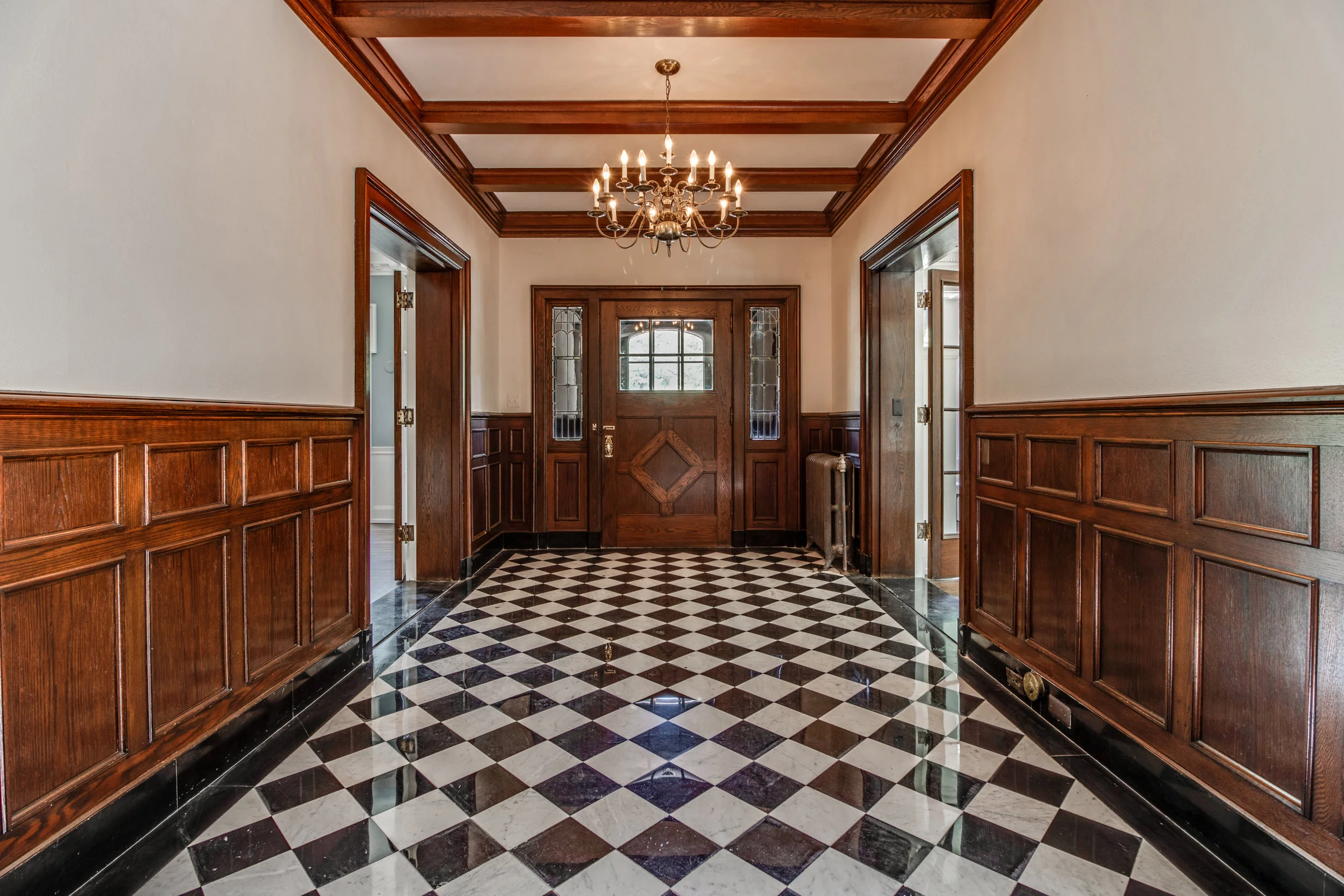 Interior (1 of 79).jpg