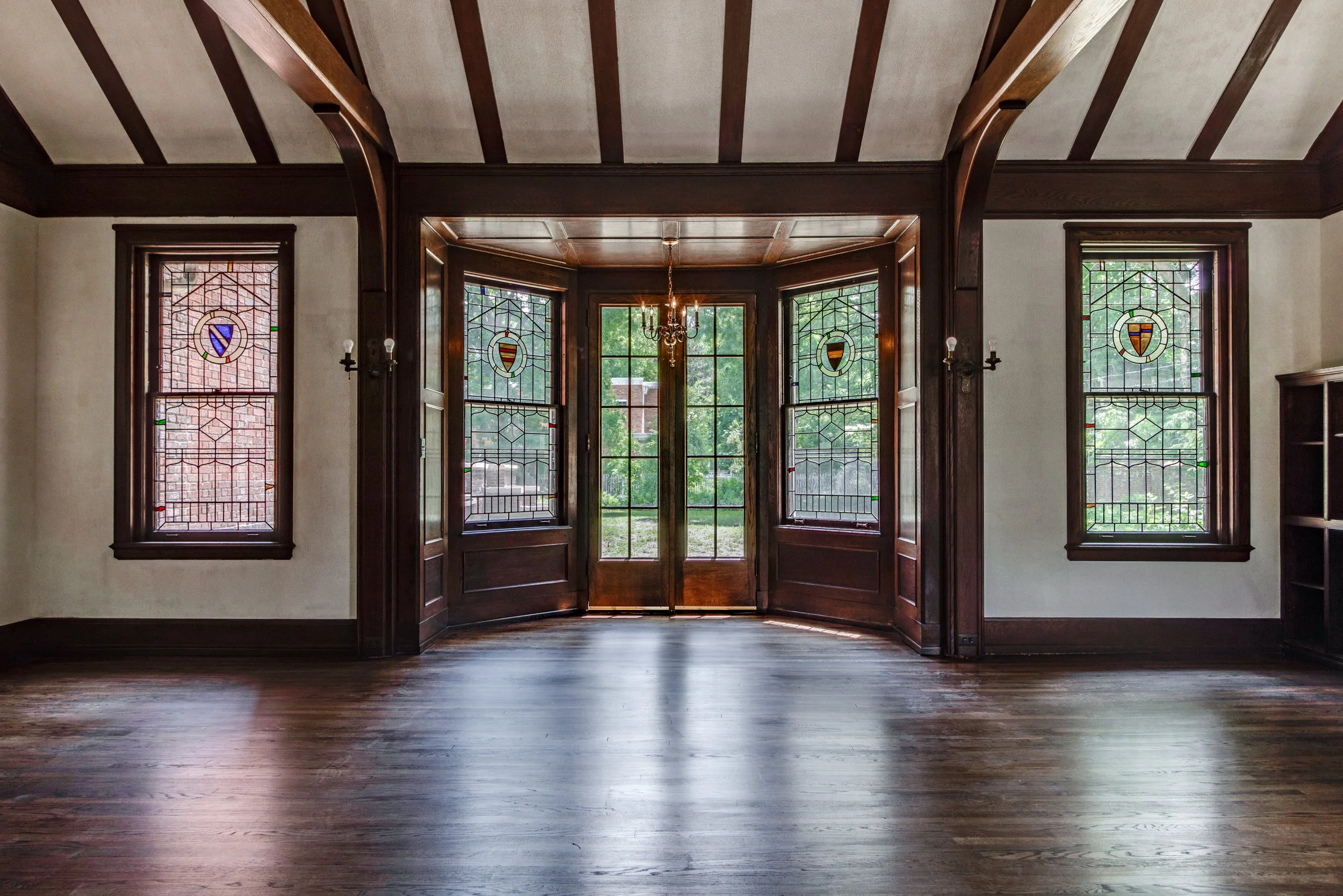 Interior (27 of 79).jpg