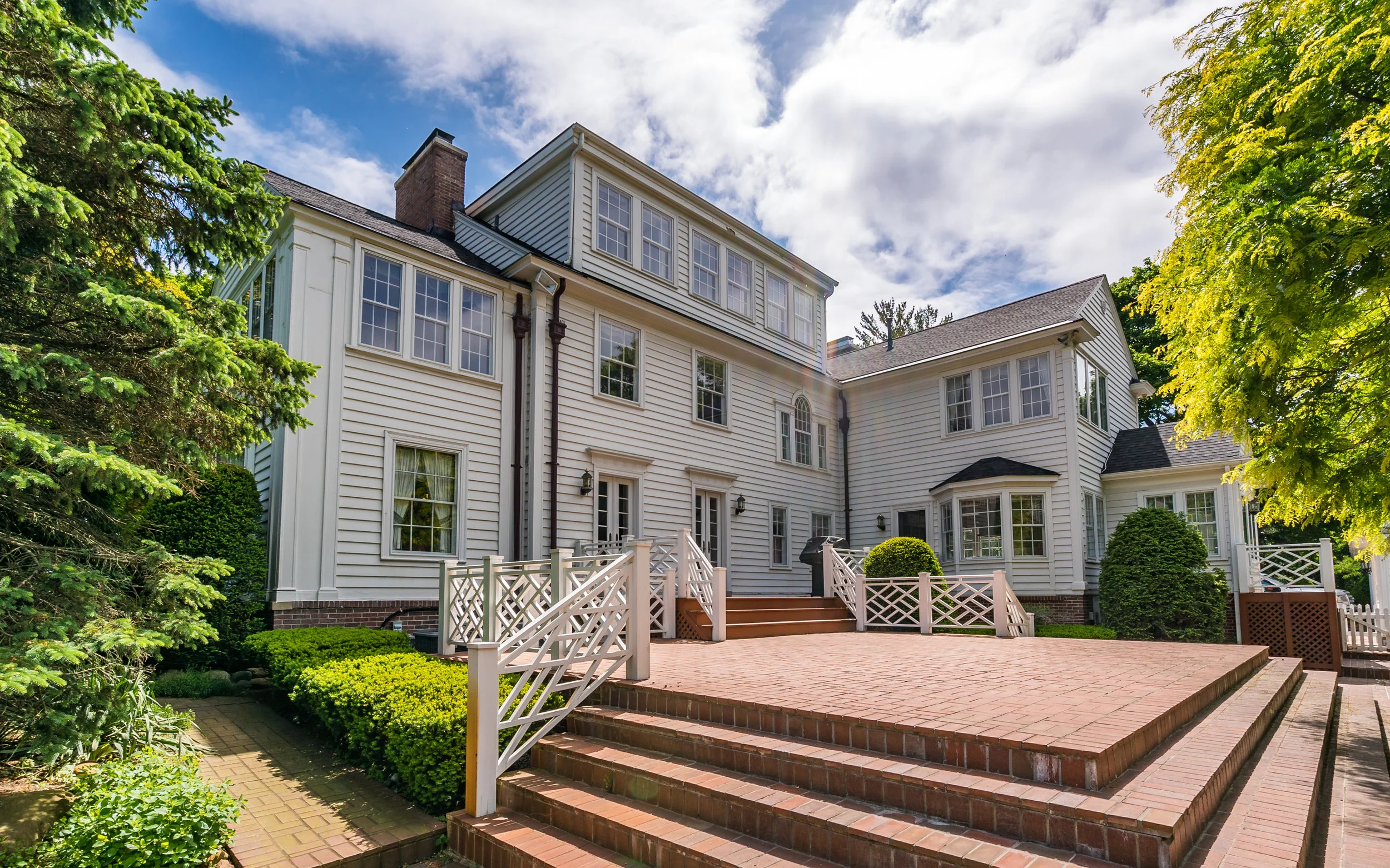 Exteriors (16 of 20).jpg