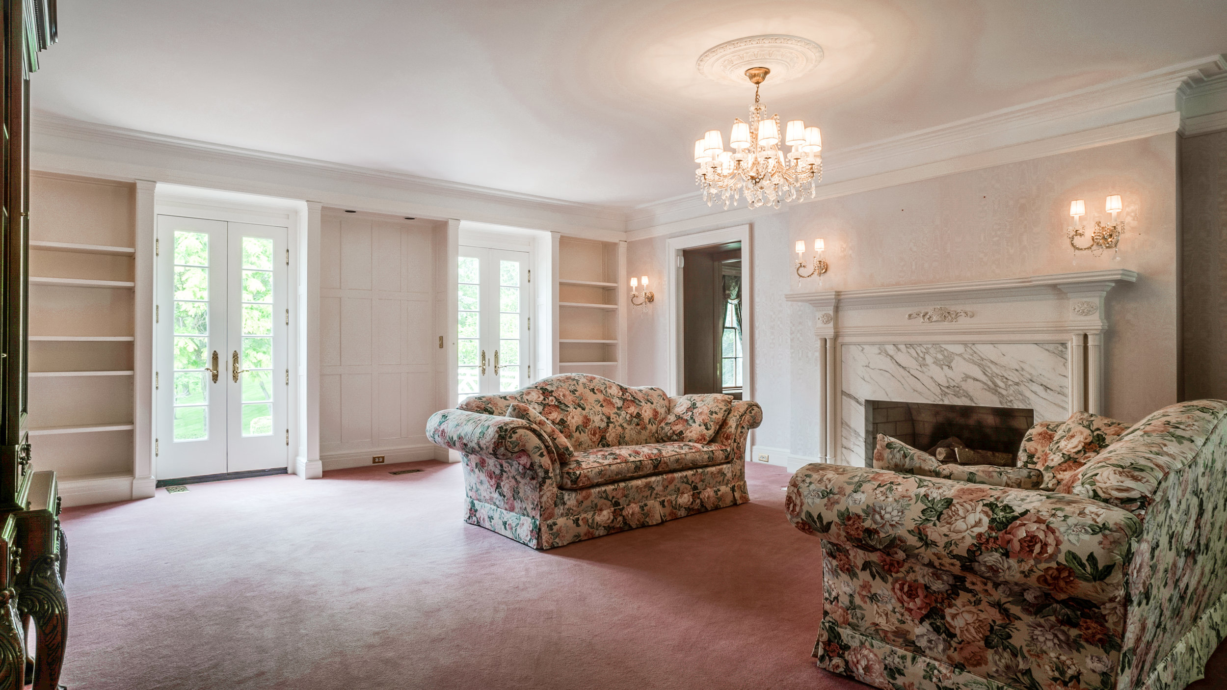 Interiors (2 of 29).jpg
