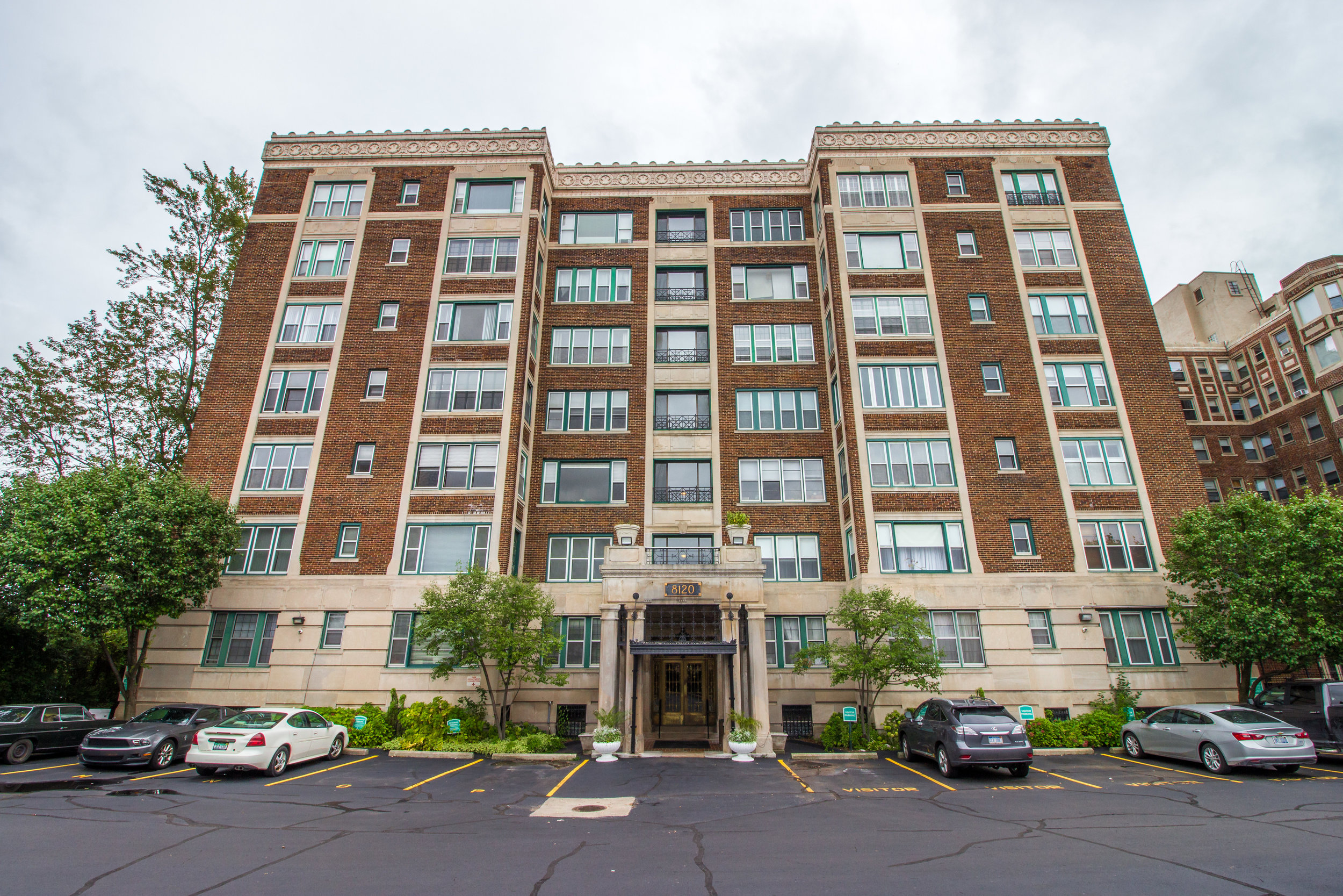 Classic Pre-War Condominium in Detroit