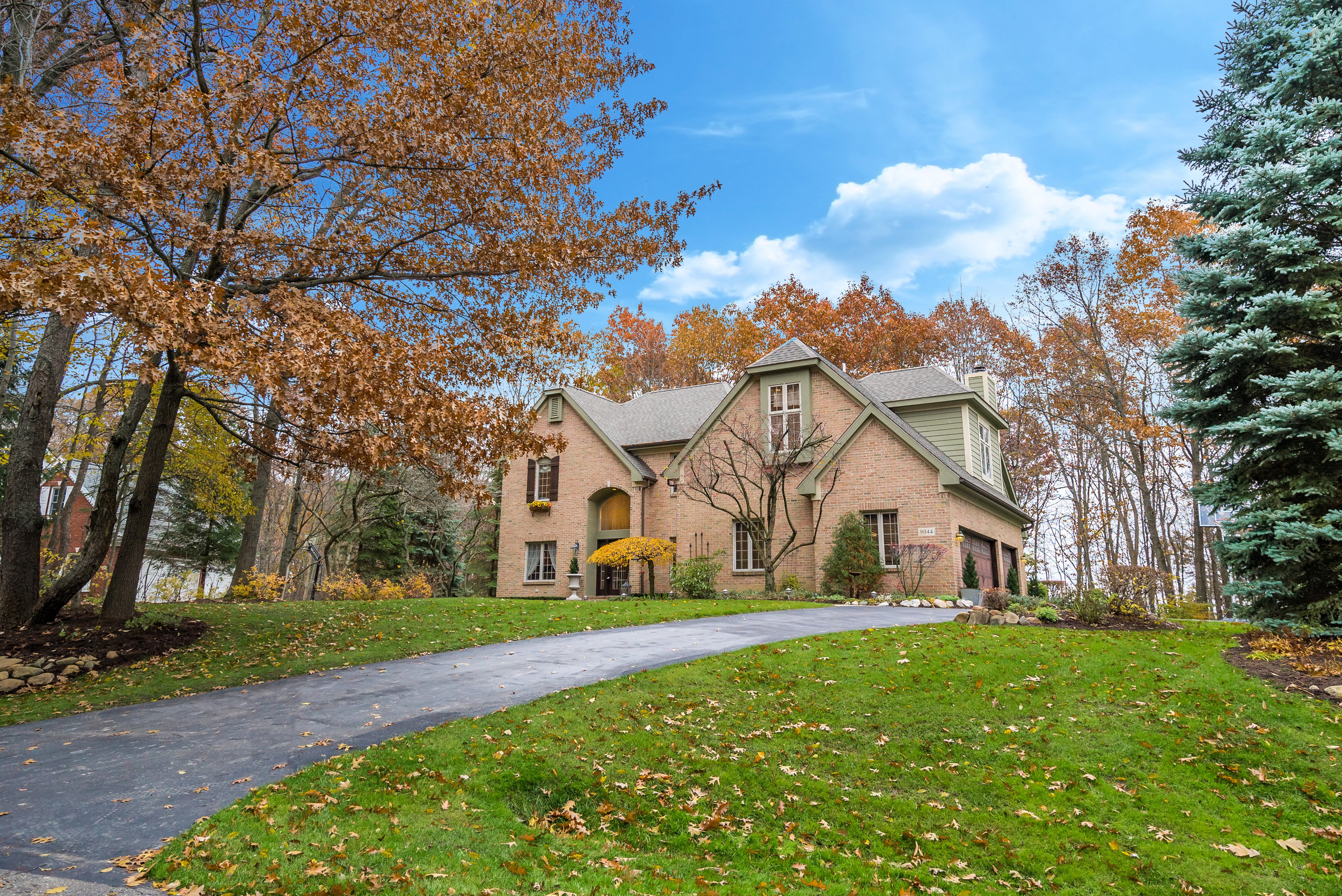Exteriors (14 of 14).jpg