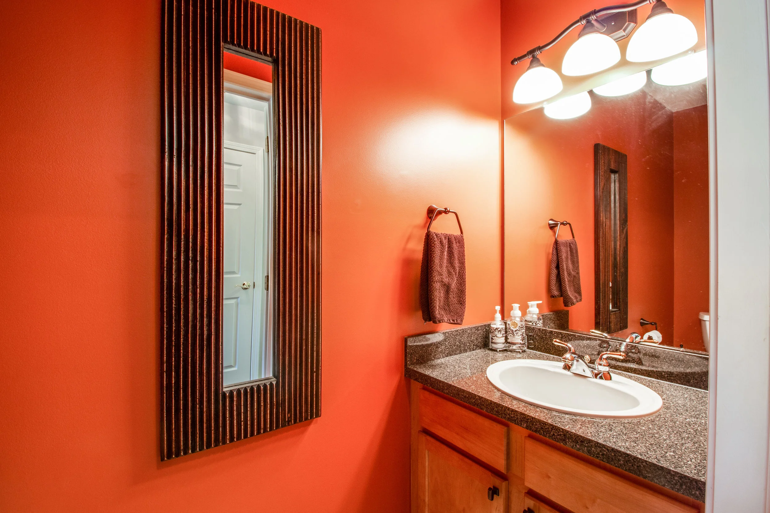 INTERIORS (24 of 45) - Half Bath.jpg